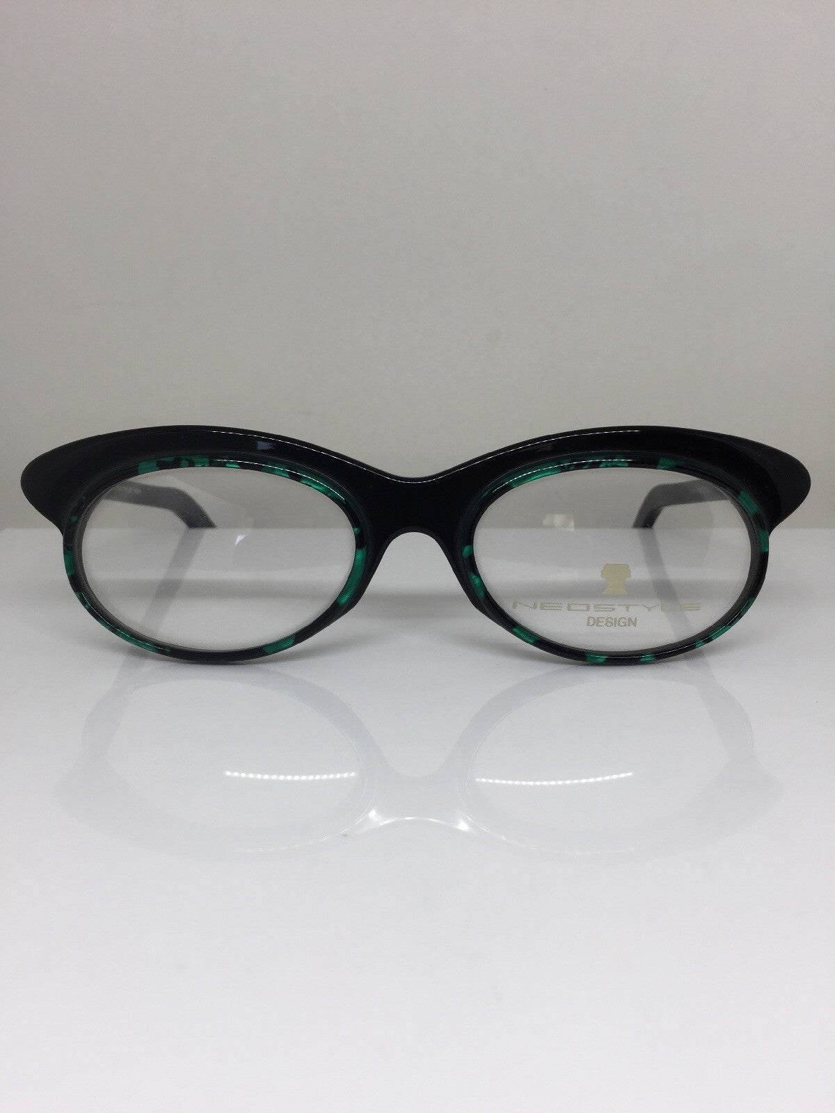 Vintage Neostyle Haute Couture Forum 507-012 Black Eyeglasses - Super Vision Optical