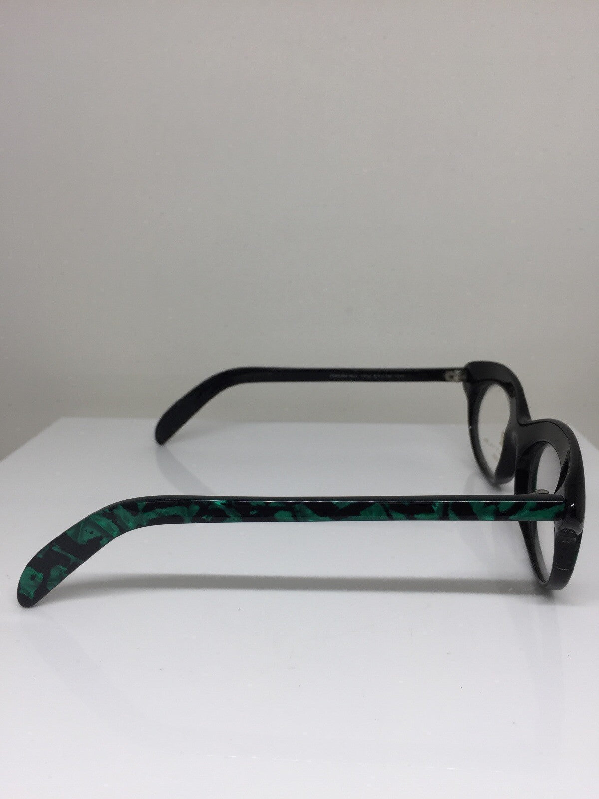 Vintage Neostyle Haute Couture Forum 507-012 Black Eyeglasses - Super Vision Optical
