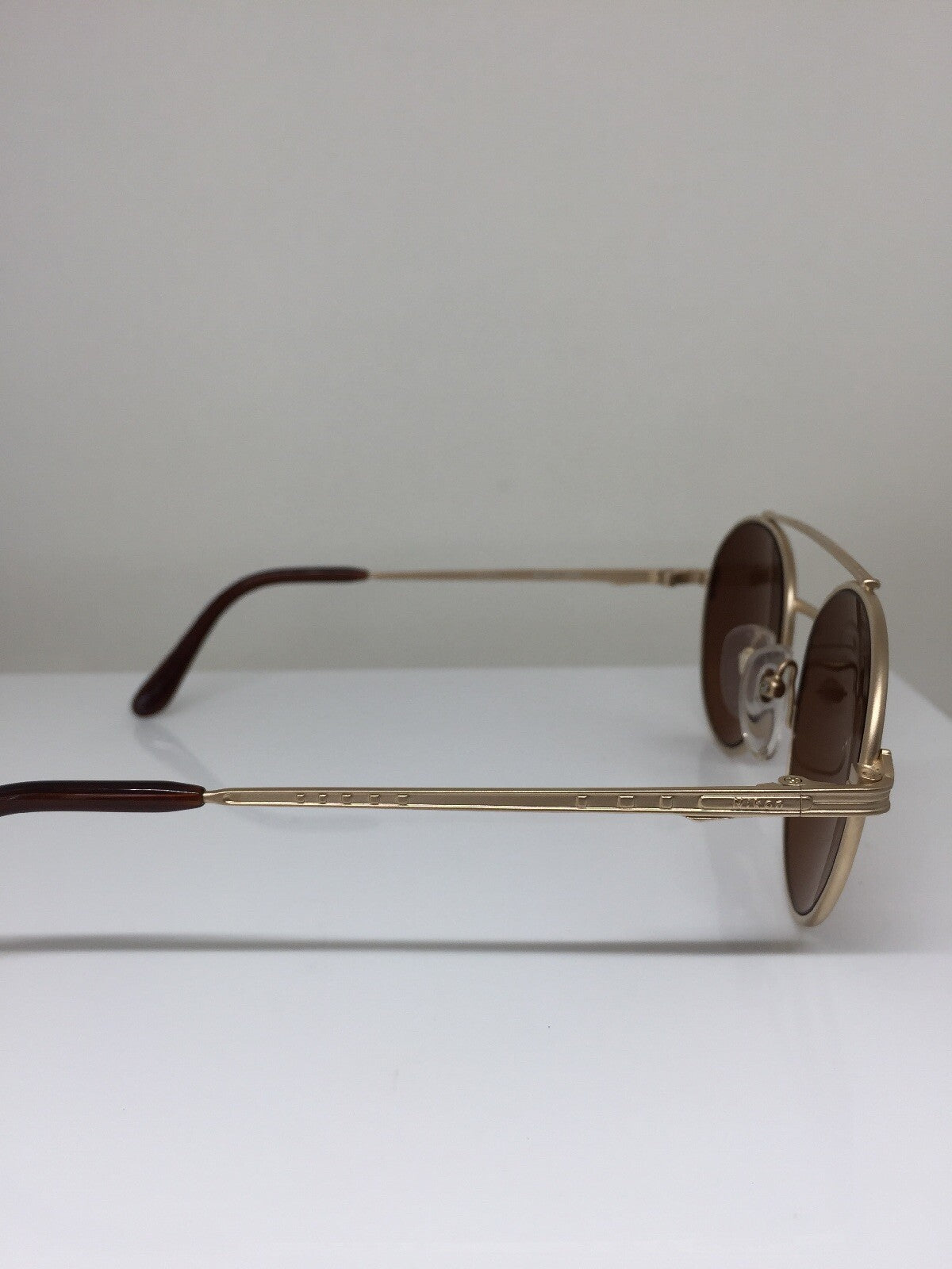 Vintage Nikon NIKON 4922-1 Gold Sunglasses - Super Vision Optical
