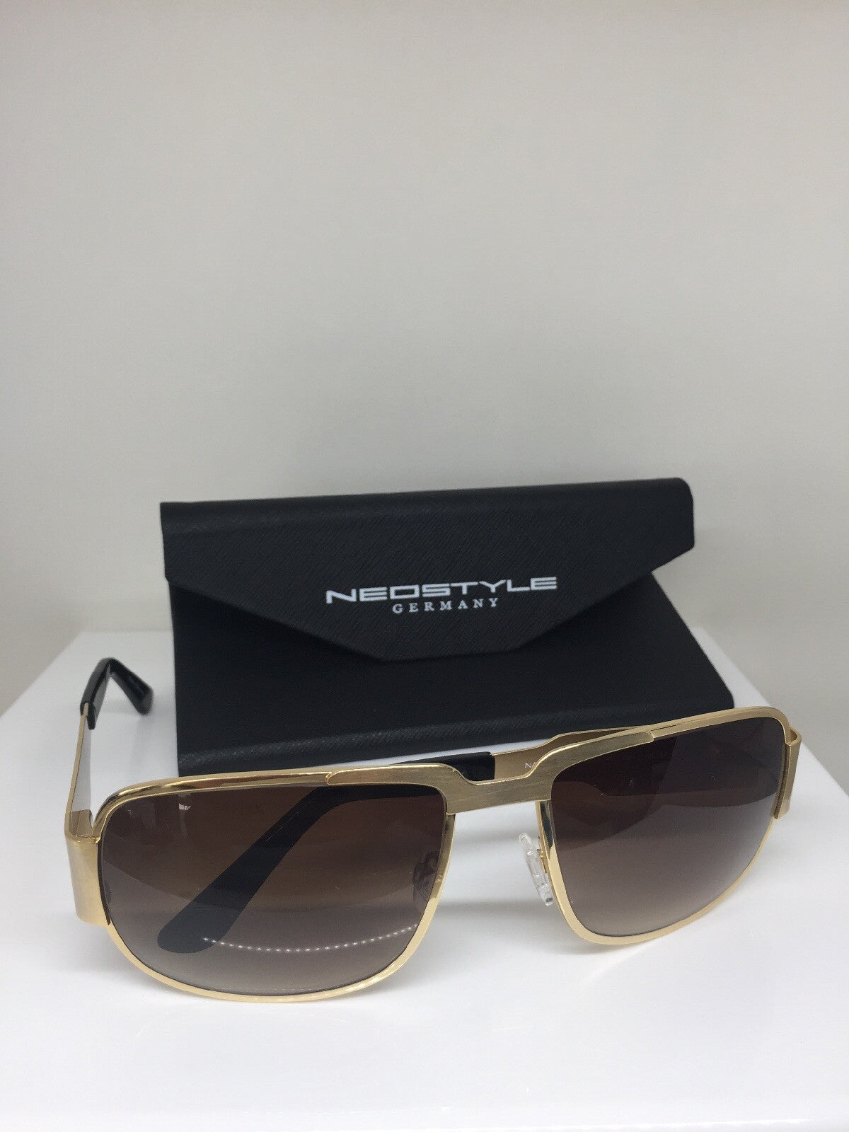 Vintage Neostyle Neostyle Nautic 822 Gold Sunglasses - Super Vision Optical