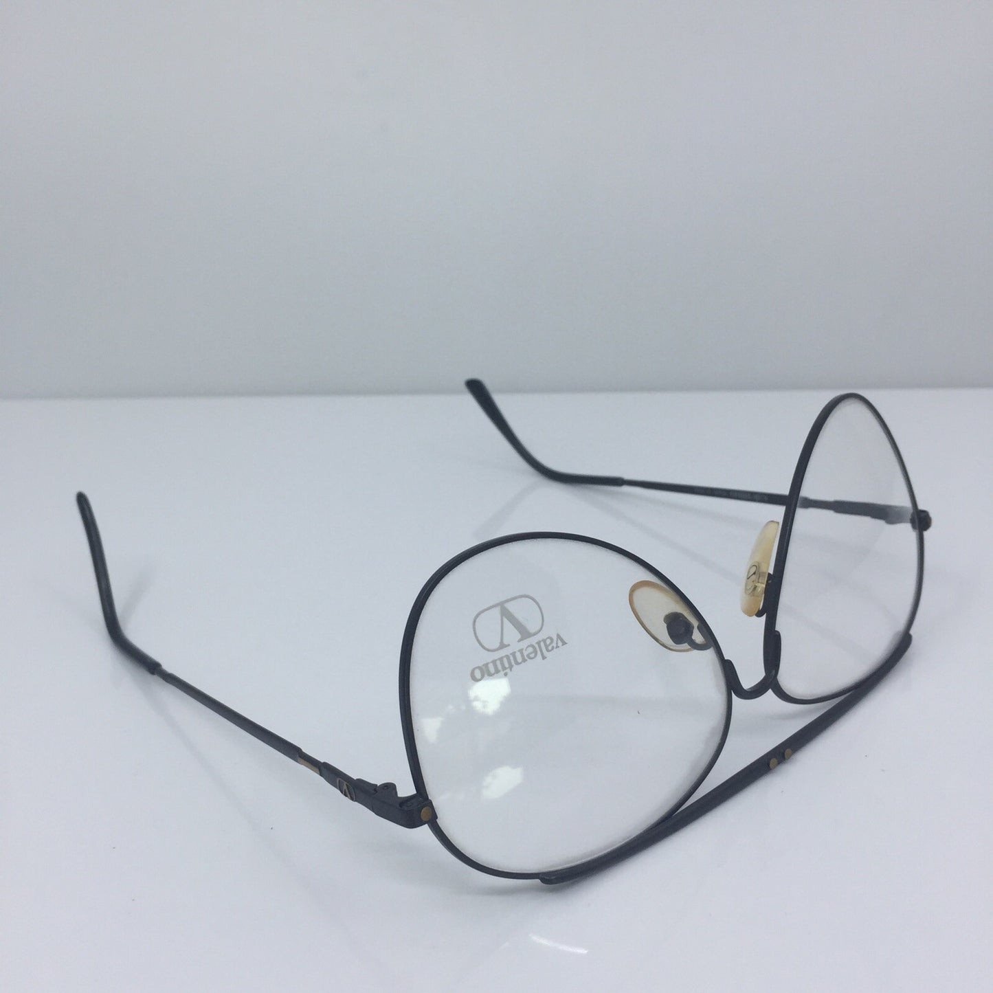 Vintage Valentino 305 Gold Sunglasses - Super Vision Optical
