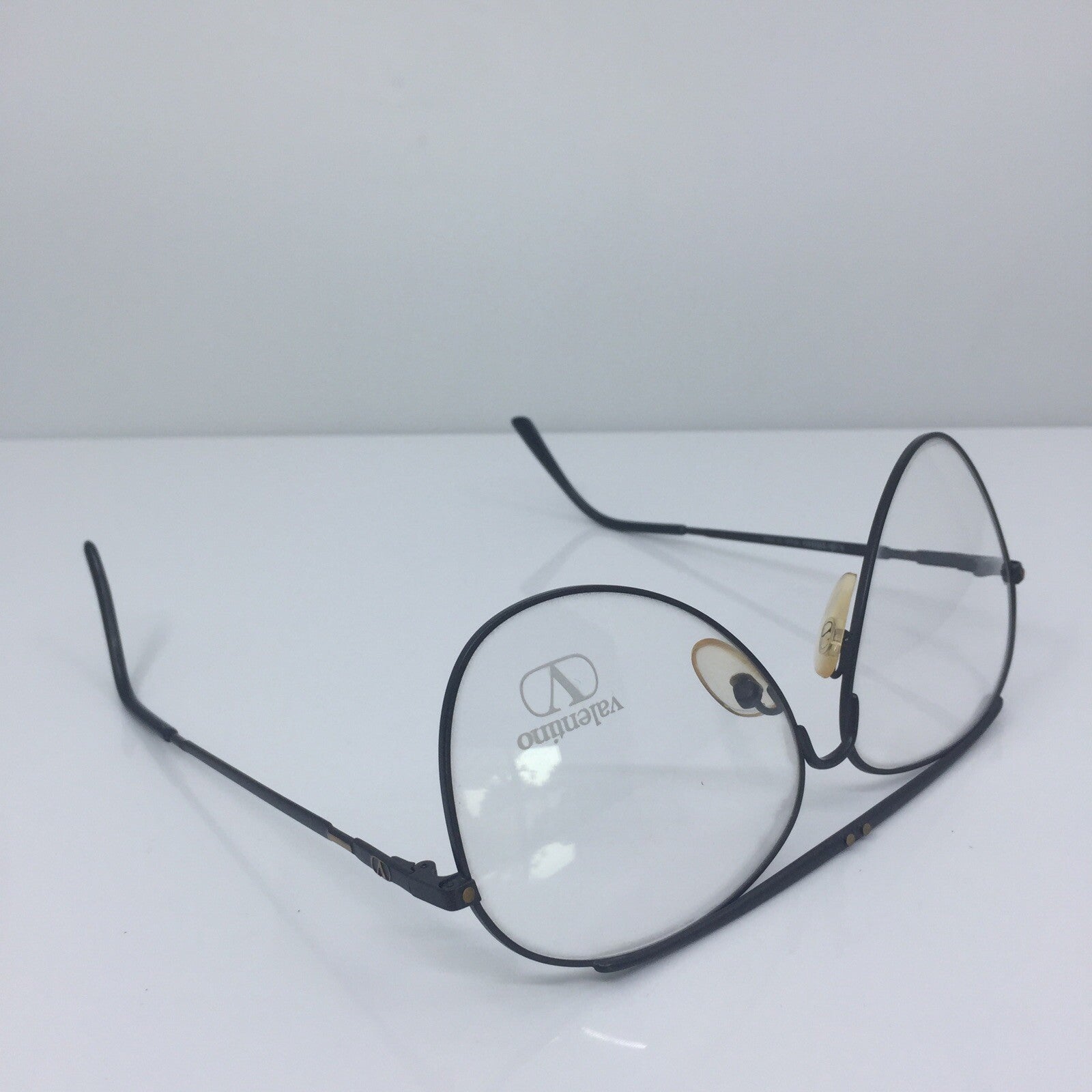 Vintage Valentino 305 Gold Sunglasses - Super Vision Optical