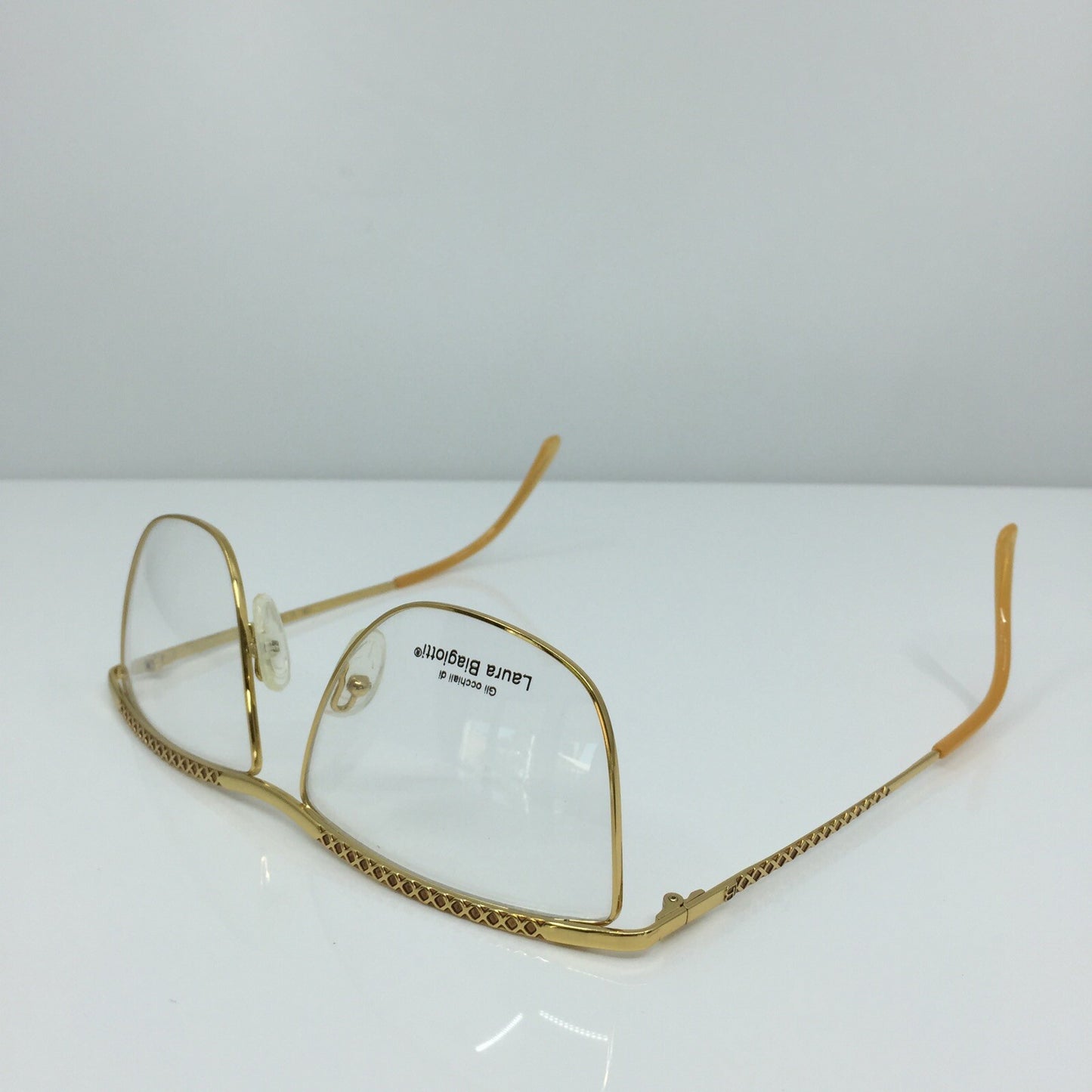 Vintage Laura Biagiotti V 180 Gold Sunglasses - Super Vision Optical
