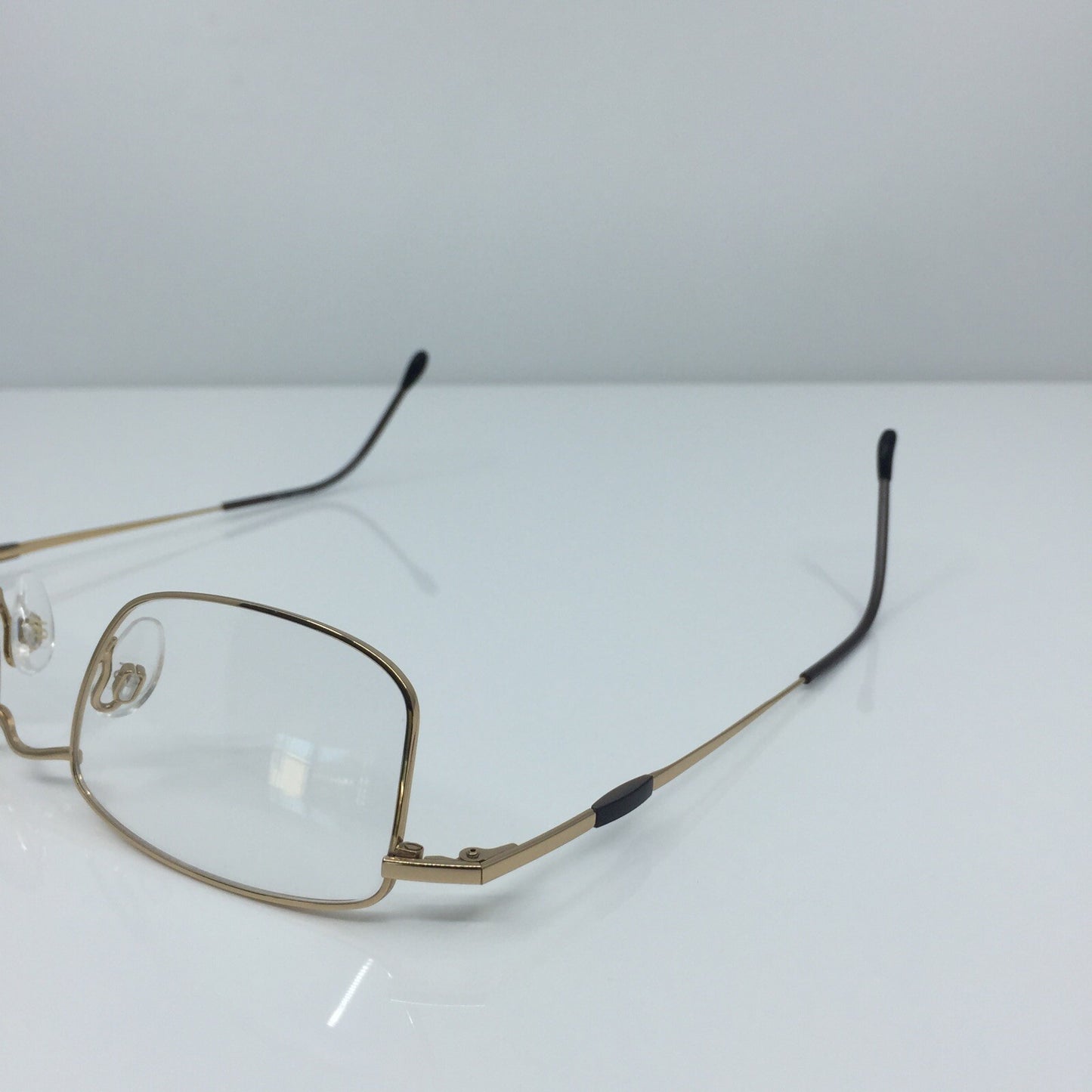 Vintage Silhouette 7465 Gold Eyeglasses - Super Vision Optical