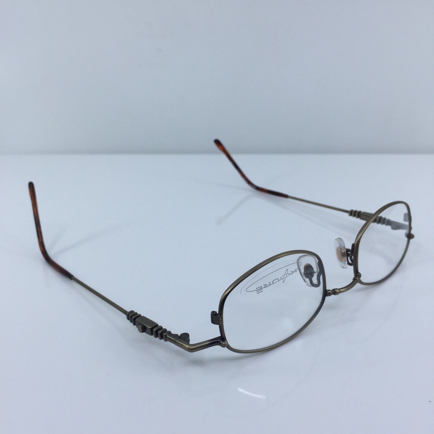 Vintage Koure KR 8180 Gold Eyeglasses - Super Vision Optical