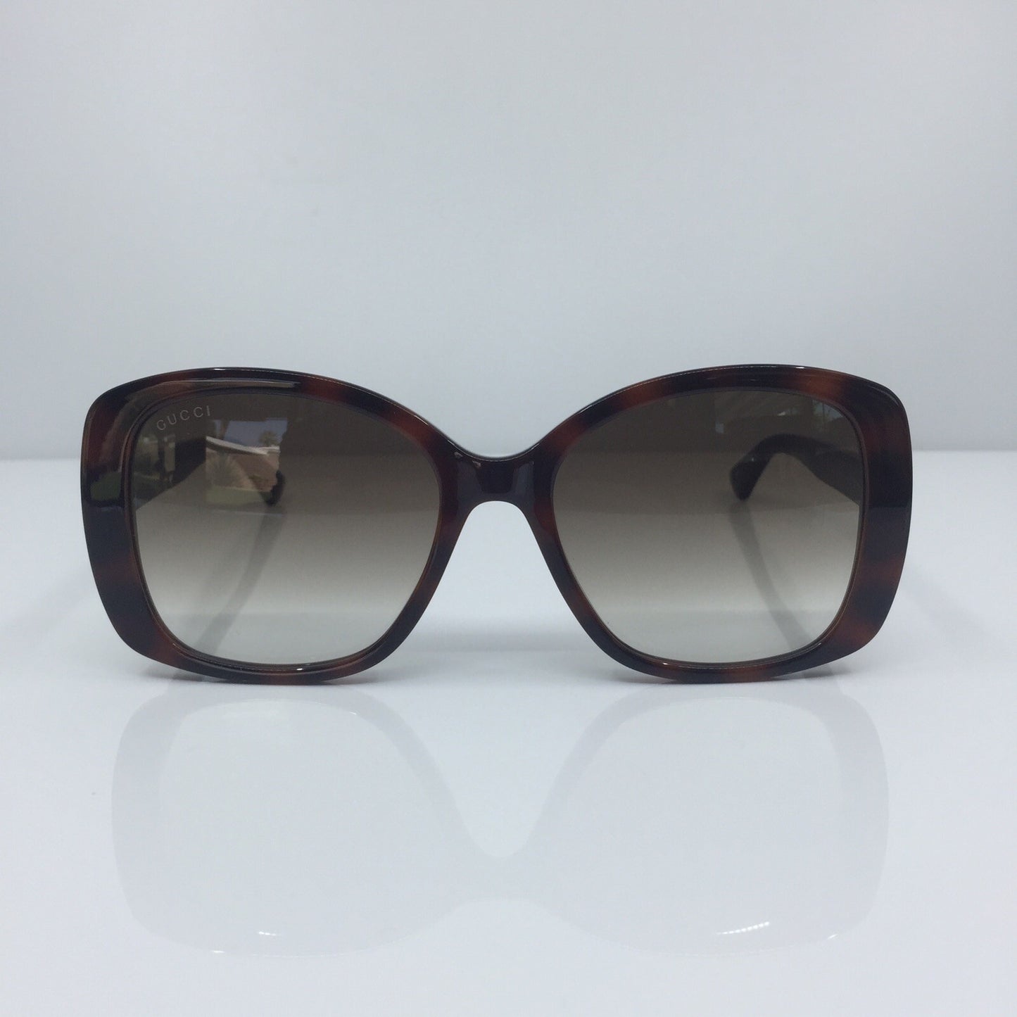 Vintage Gucci GG 0762S Gold Sunglasses - Super Vision Optical
