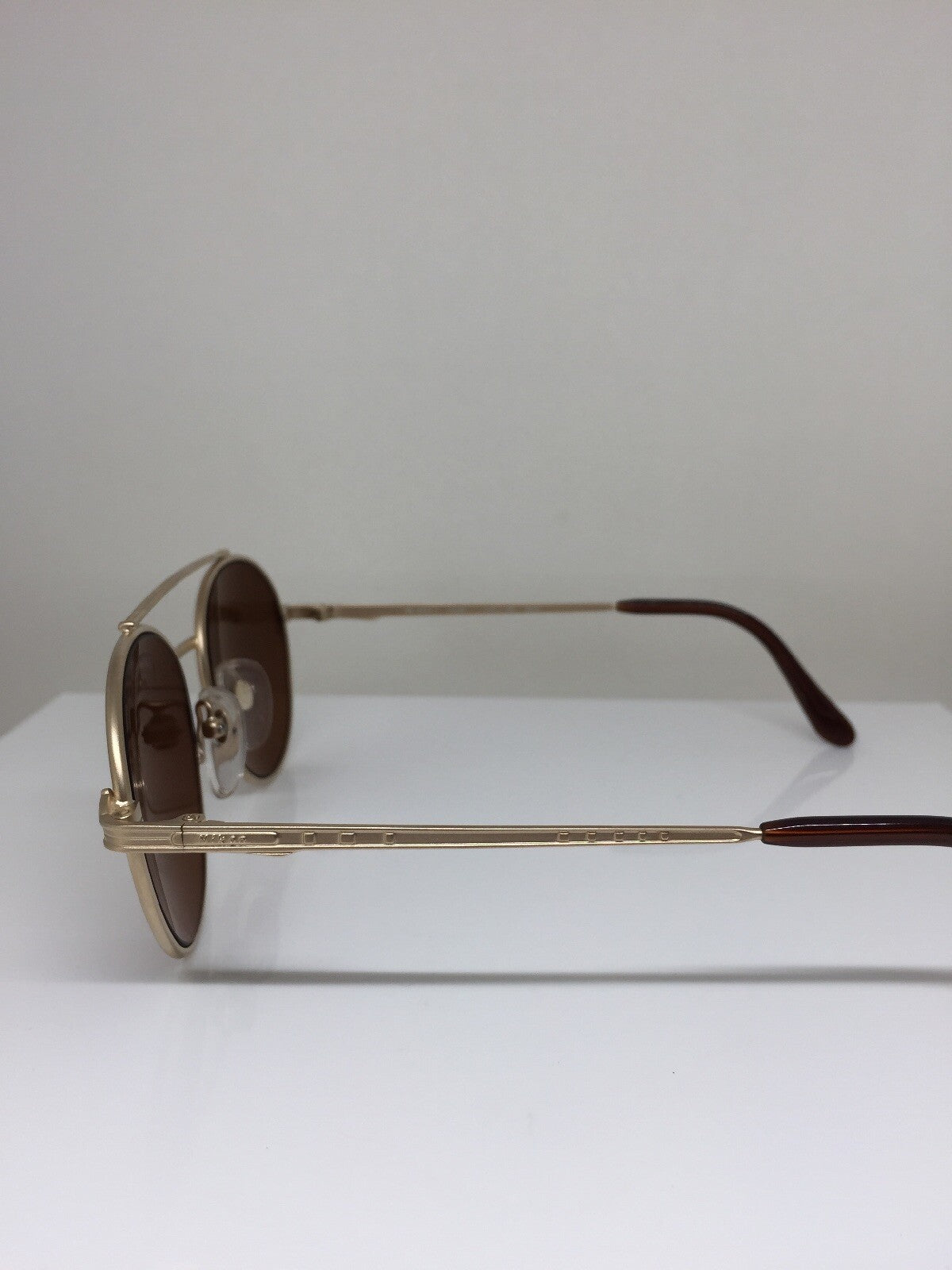 Vintage Nikon NIKON 4922-1 Gold Sunglasses - Super Vision Optical