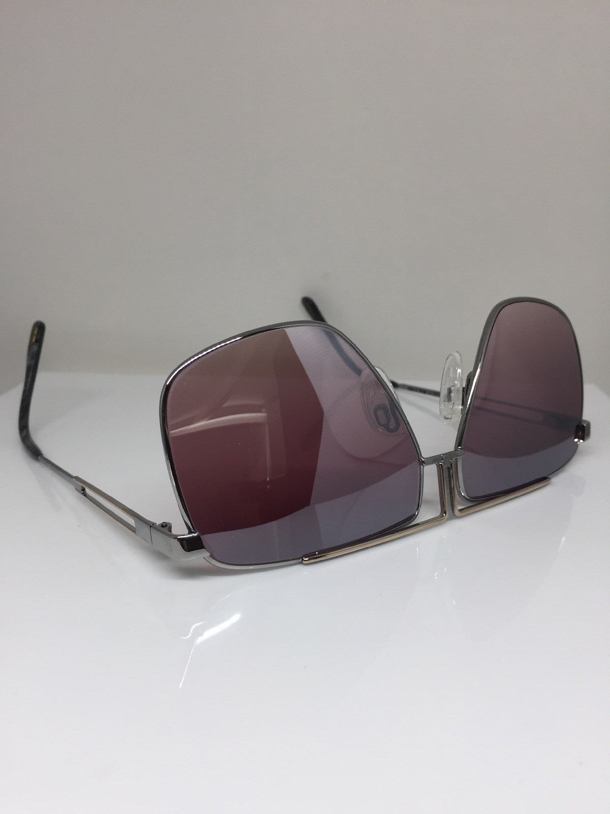 Vintage Ventura 7000 Gold Sunglasses - Super Vision Optical