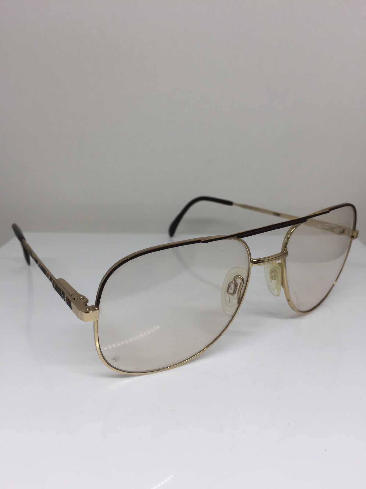 Vintage Neostyle OFFICE 8/929 Gold Sunglasses - Super Vision Optical