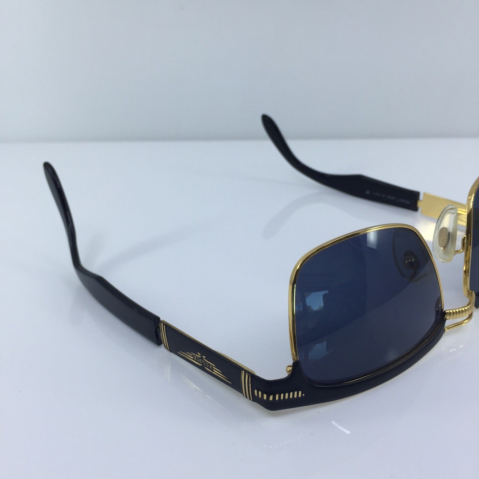 Vintage Police by Eastern States POLICE MOD. 2184 Gold Sunglasses - Super Vision Optical