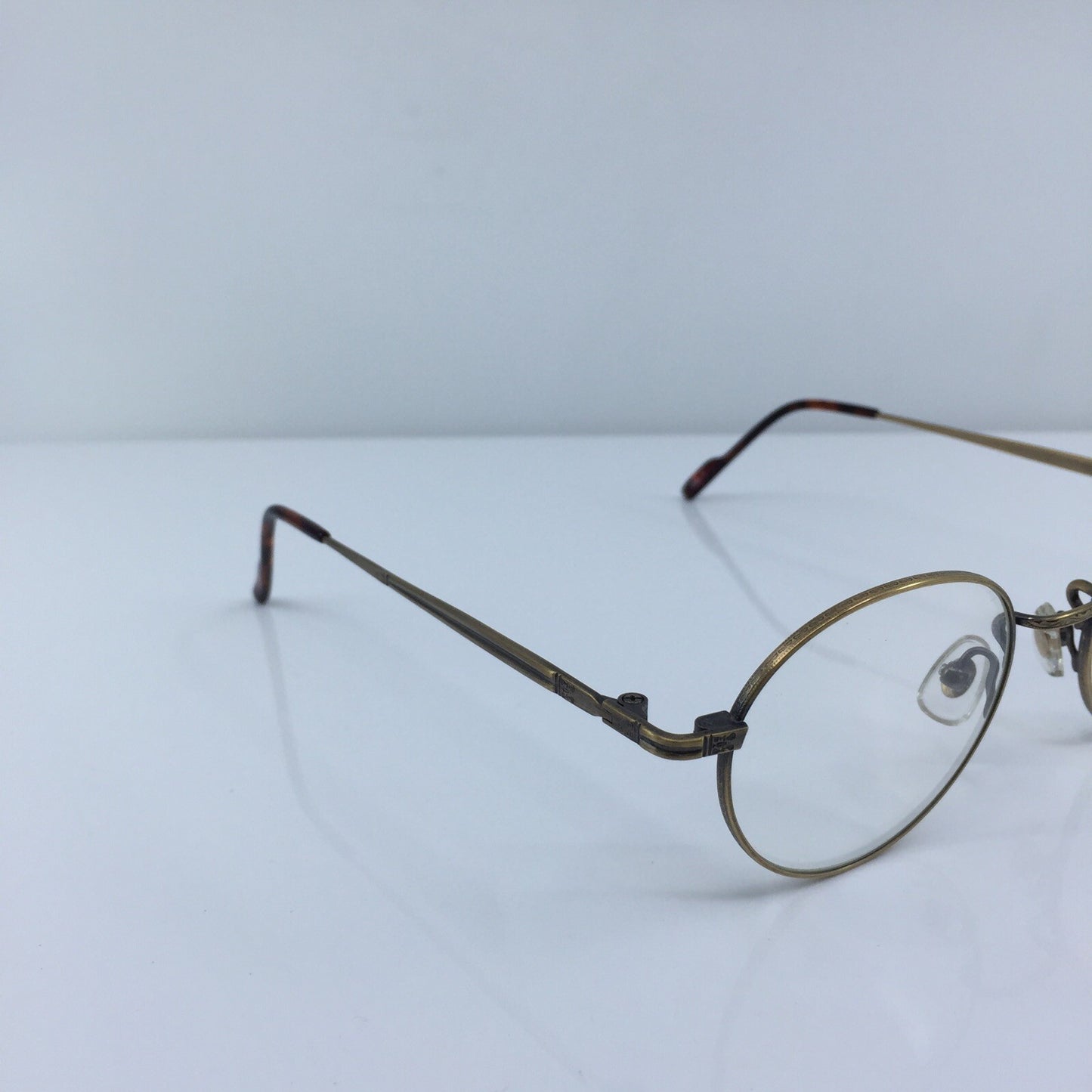 Vintage Koure KR 8150 Gold Eyeglasses - Super Vision Optical