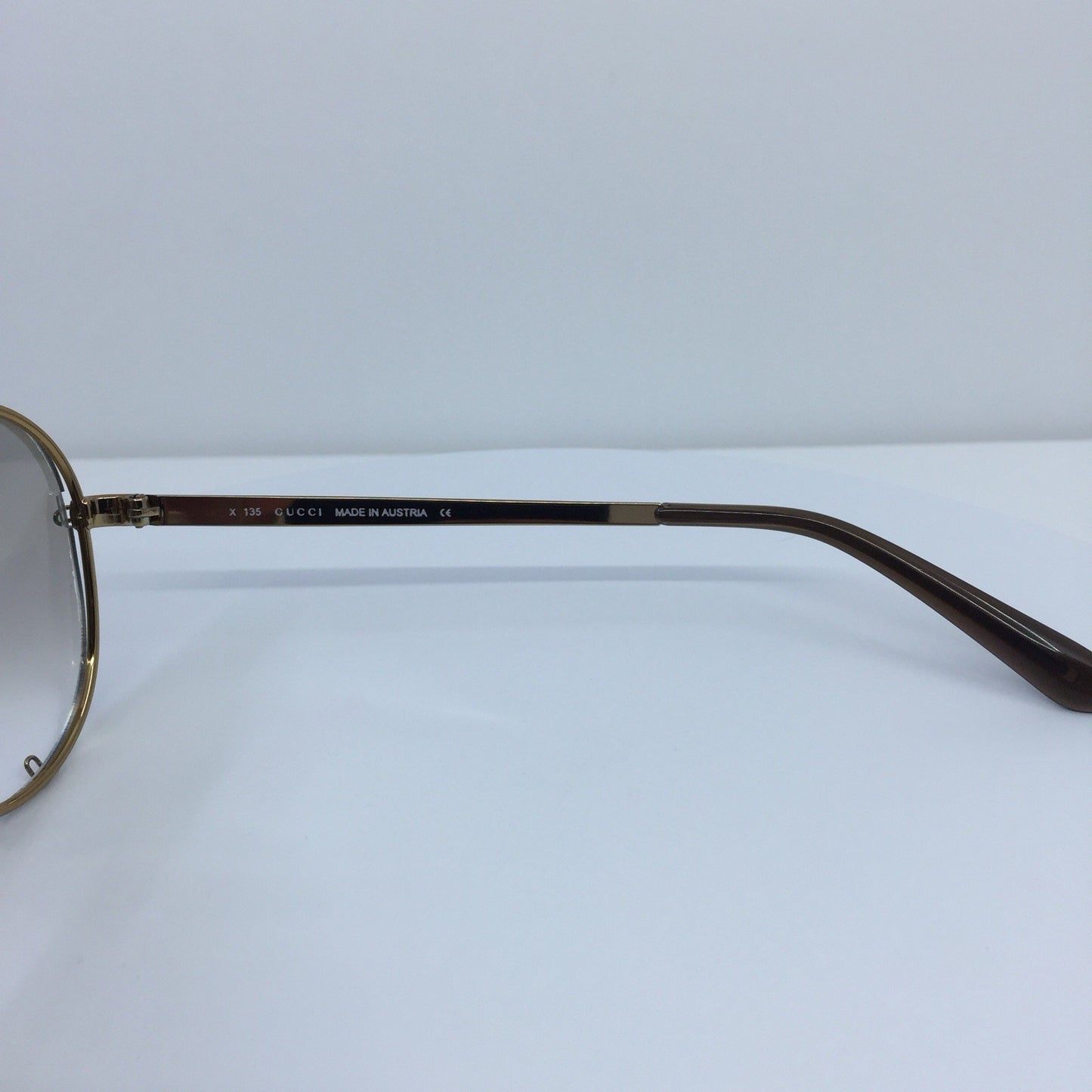 Vintage Gucci GG 1687/S Gold Sunglasses - Super Vision Optical