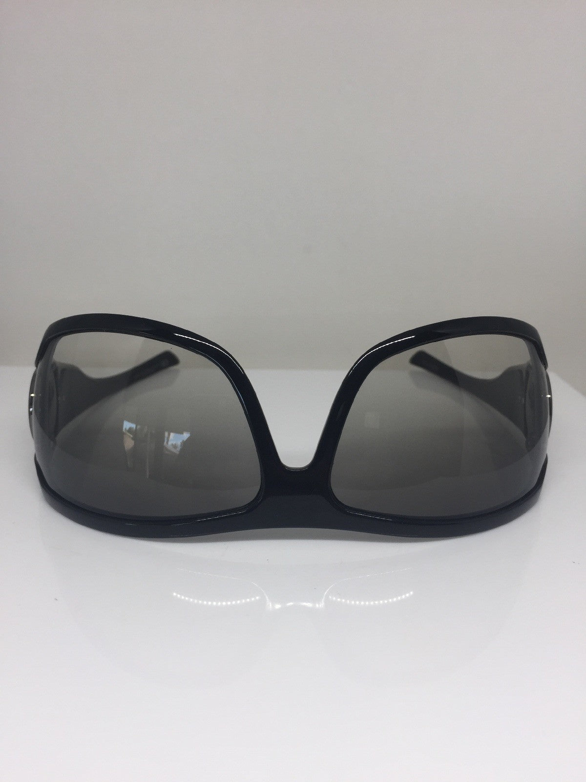 Vintage Gucci GG 2919/S Gunmetal Sunglasses - Super Vision Optical