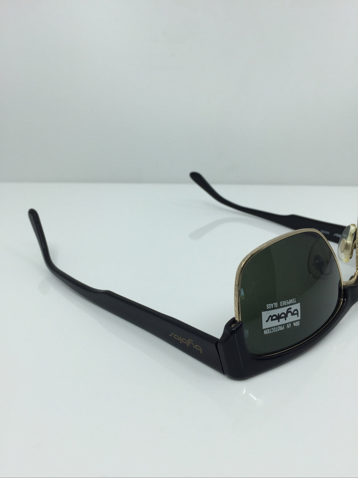 Vintage Byblos B 149-S Gold Sunglasses - Super Vision Optical