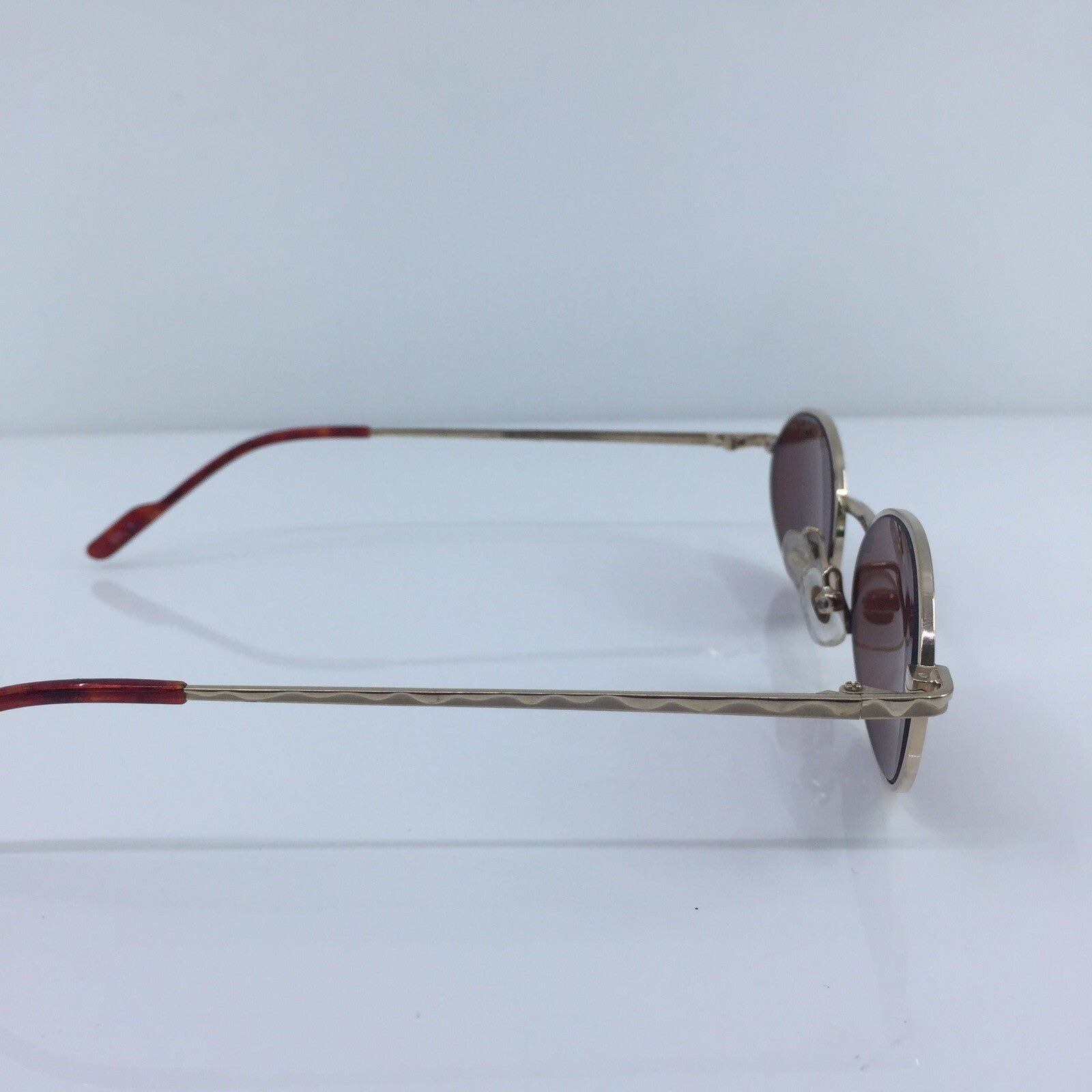 Vintage Koure KR 8115 A Gold Sunglasses - Super Vision Optical
