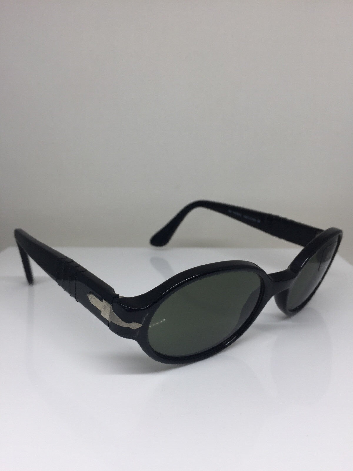 Vintage Persol PE 2526-S Black Sunglasses - Super Vision Optical