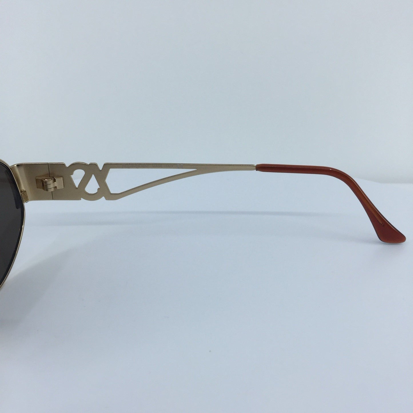 Vintage Saint Laurent YSL 6039 Gold Sunglasses - Super Vision Optical
