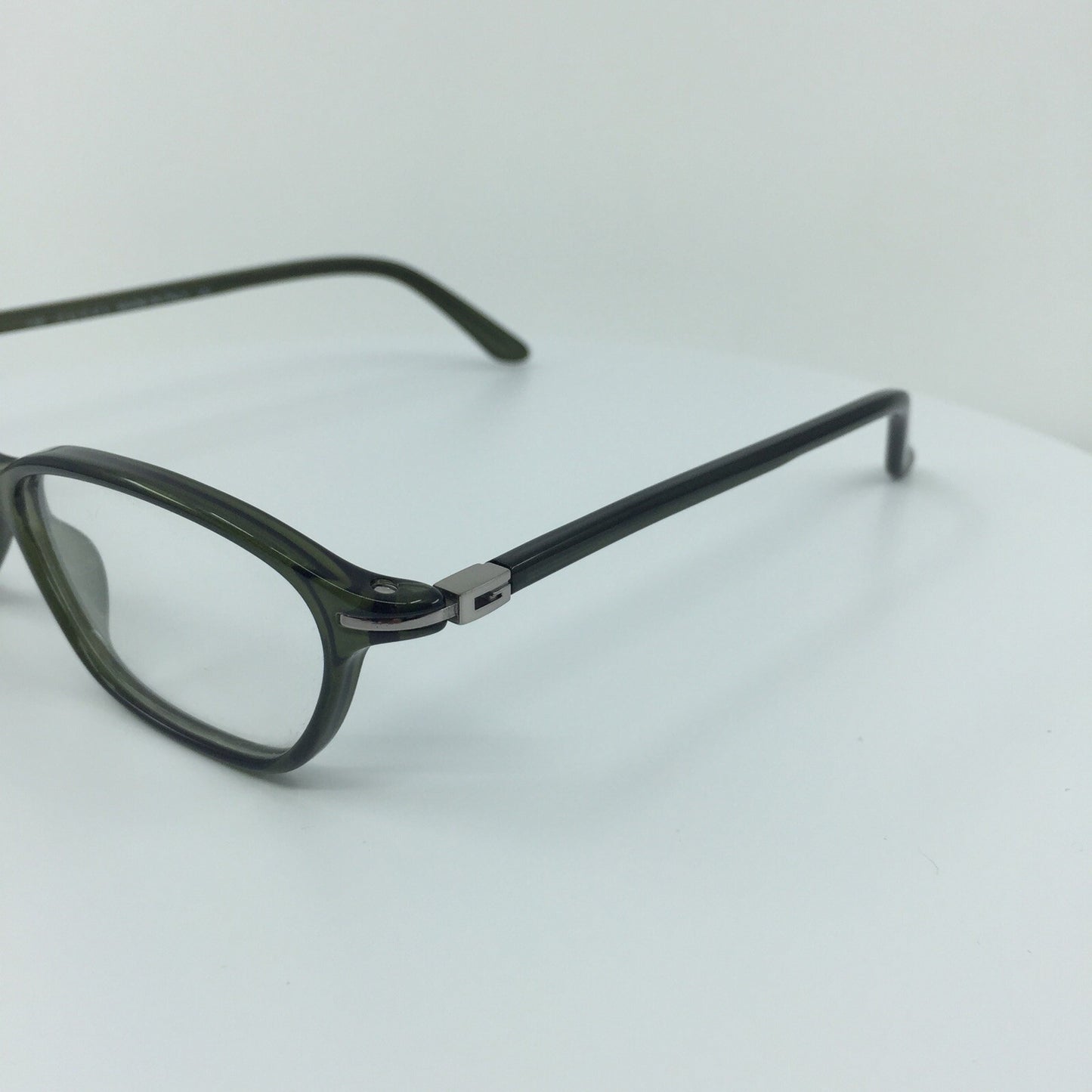 Vintage Gucci GG 2428 Green Sunglasses - Super Vision Optical