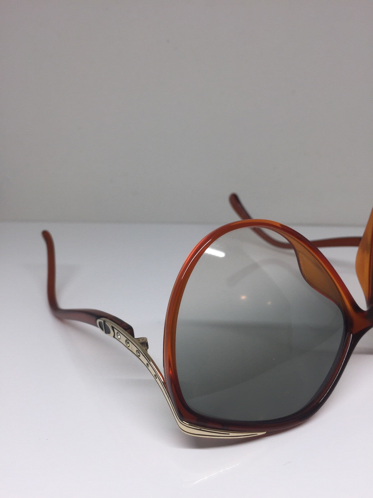 Vintage Christian Dior CD 2280 Gold Sunglasses - Super Vision Optical