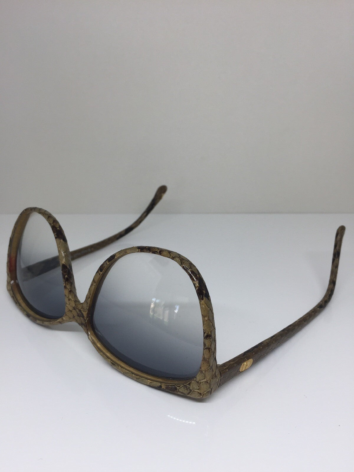 Vintage Charles Jourdan CHARLES JOURDAN 8506 Gold Sunglasses - Super Vision Optical