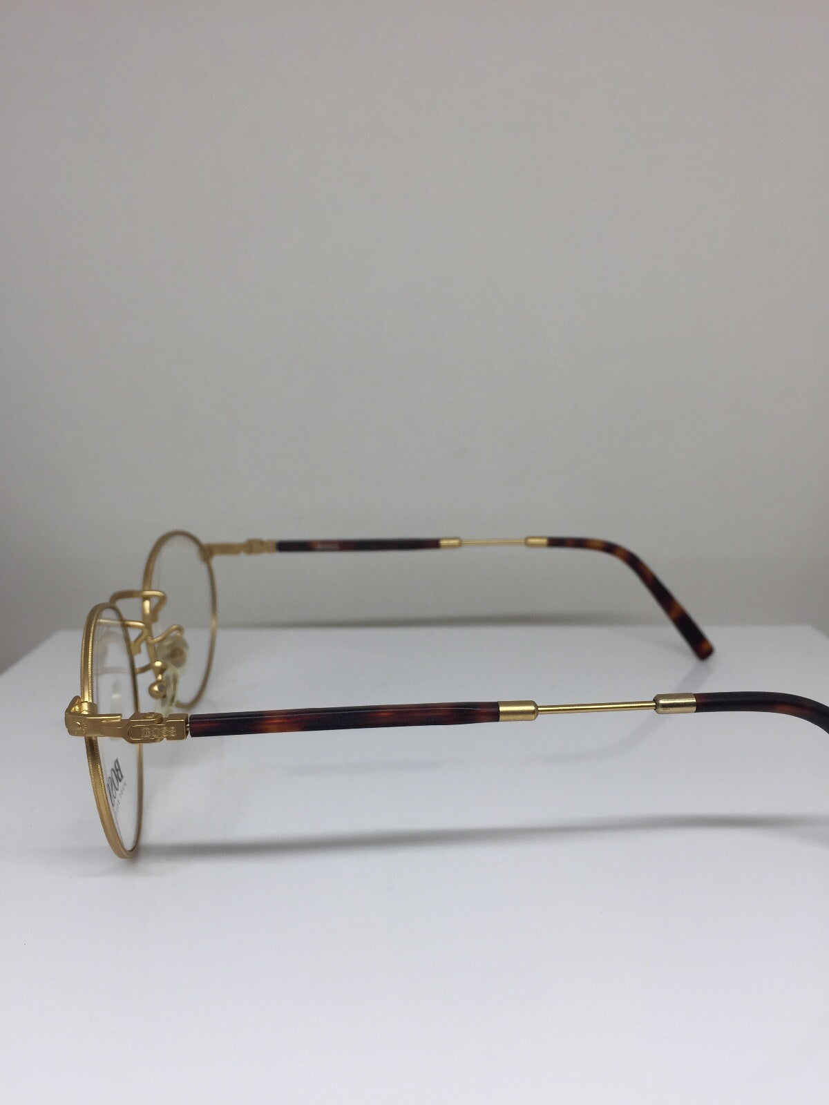 Vintage Hugo Boss HB 5138 Gold Sunglasses - Super Vision Optical