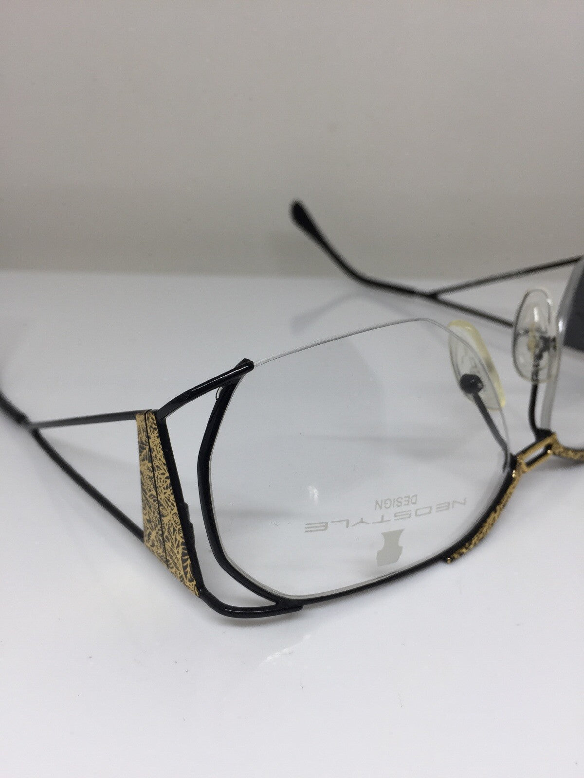 Vintage Neostyle JET 209 Gold Sunglasses - Super Vision Optical