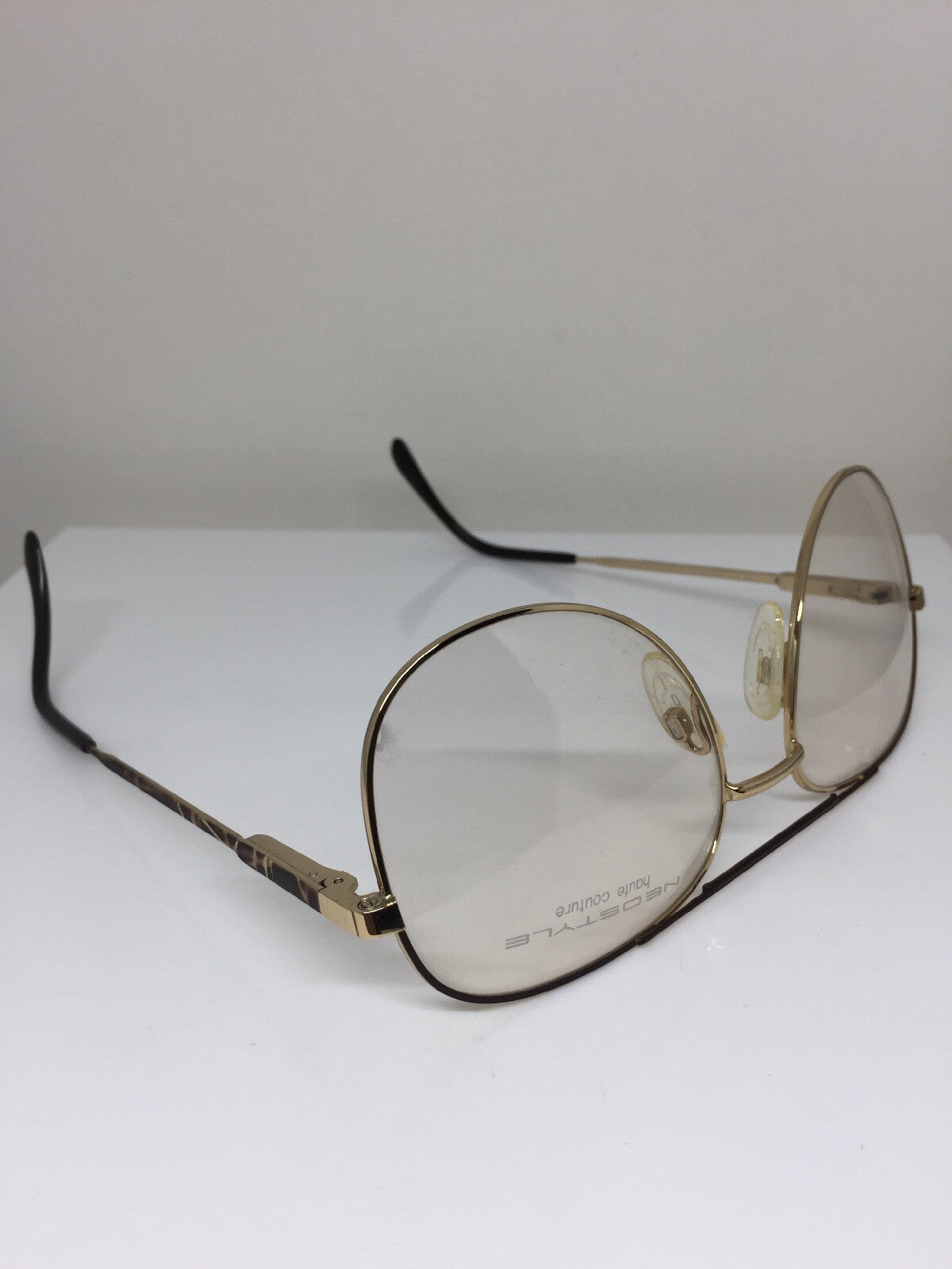 Vintage Neostyle OFFICE 8/929 Gold Sunglasses - Super Vision Optical