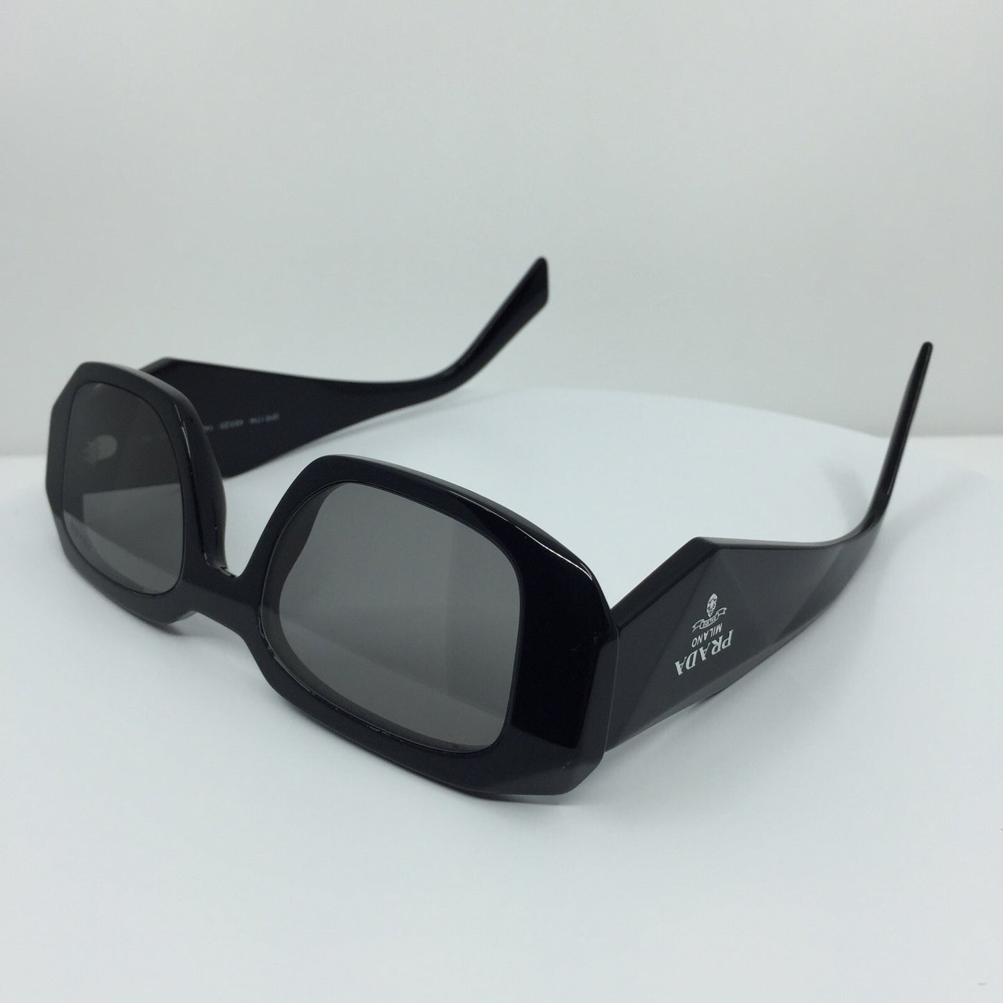 Vintage Prada SPR 17W Black Sunglasses - Super Vision Optical