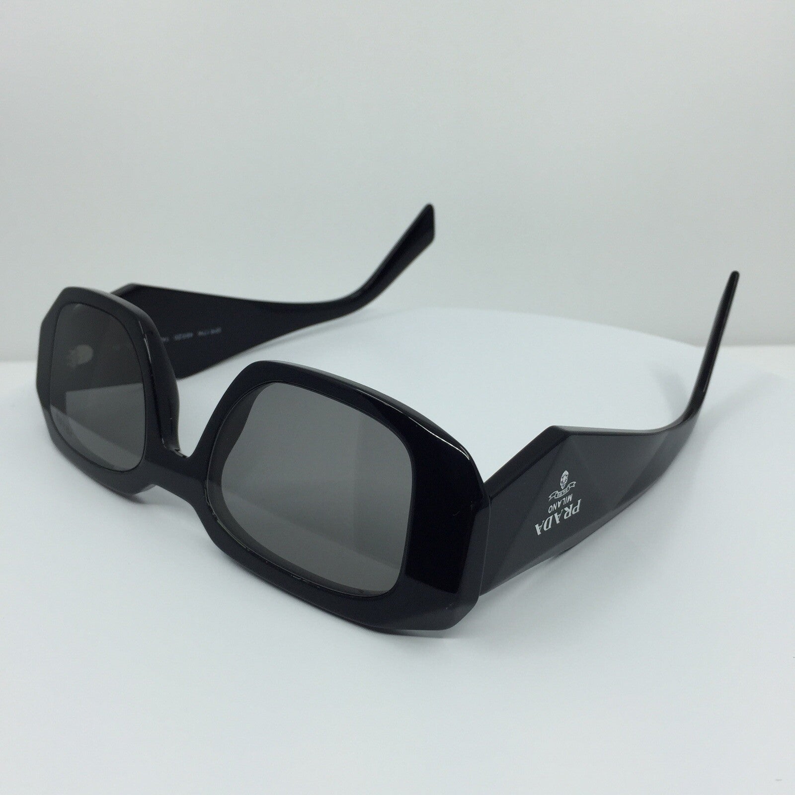 Vintage Prada SPR 17W Black Sunglasses - Super Vision Optical