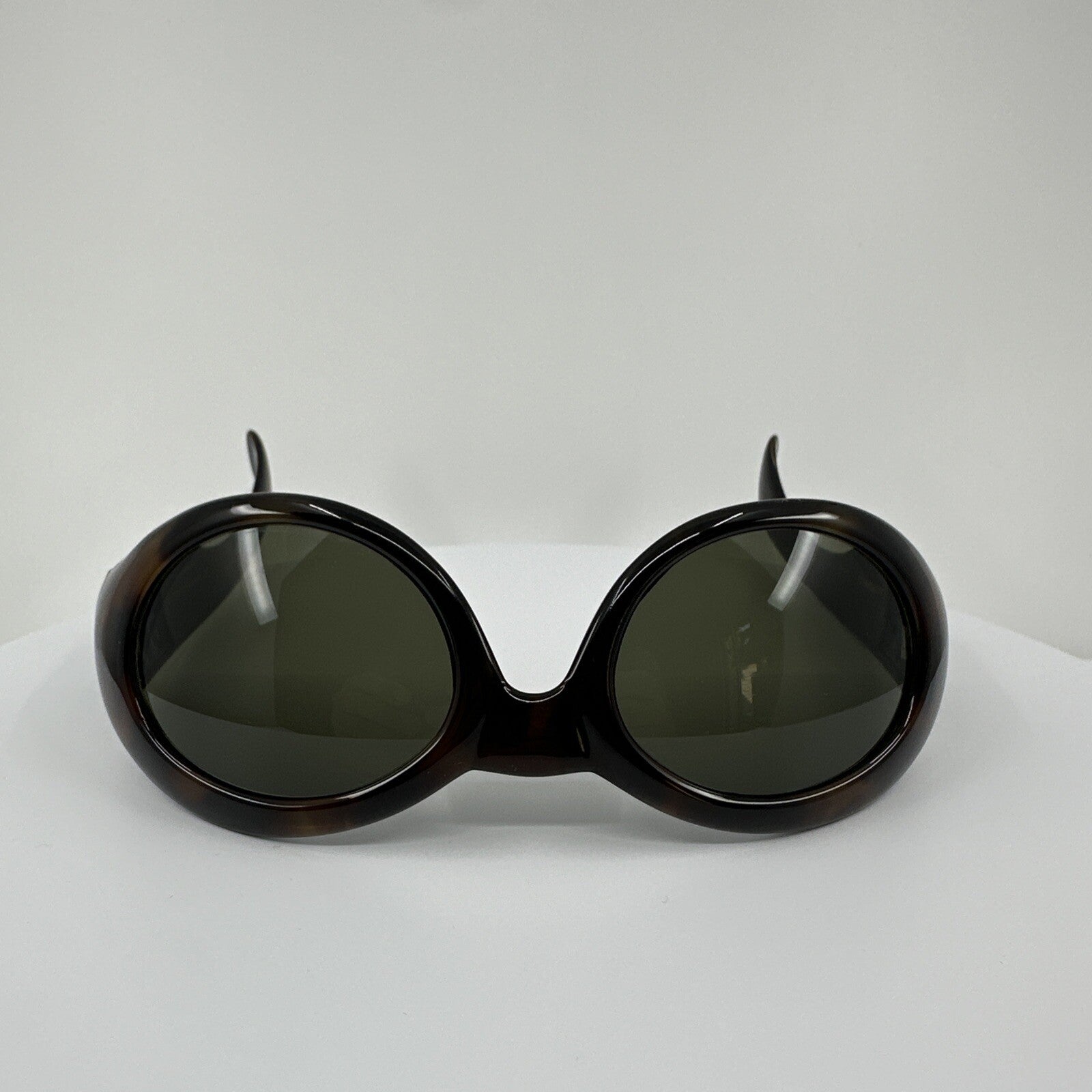 Vintage Karl Lagerfeld 4114 Tortoise Sunglasses - Super Vision Optical