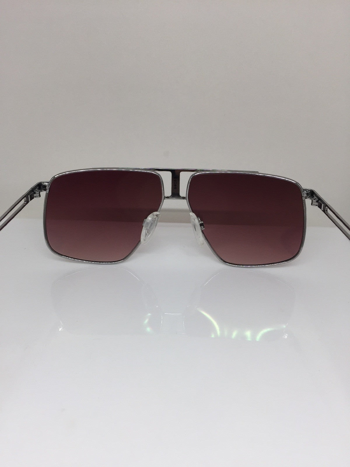 Vintage Ventura 7000 Gold Sunglasses - Super Vision Optical
