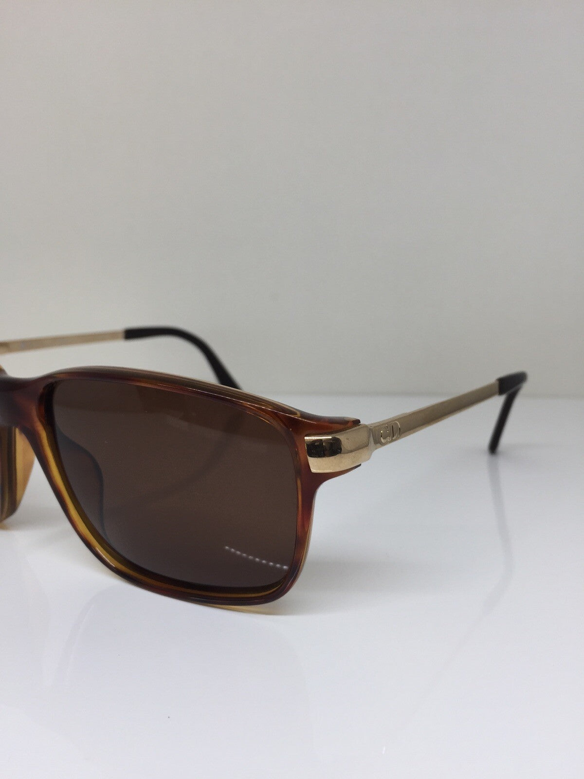Vintage Christian Dior CD 2902 Gold Sunglasses - Super Vision Optical