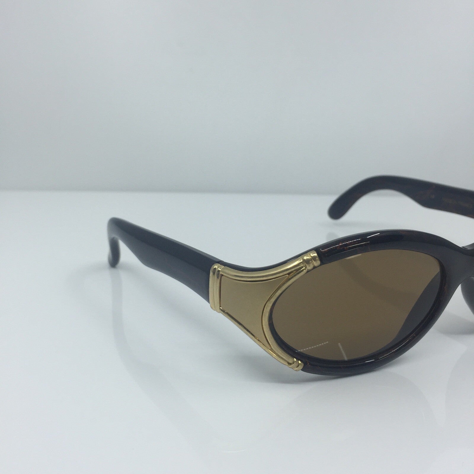 Vintage Rochas Paris ROCHAS PARIS 9032 Gold Sunglasses - Super Vision Optical