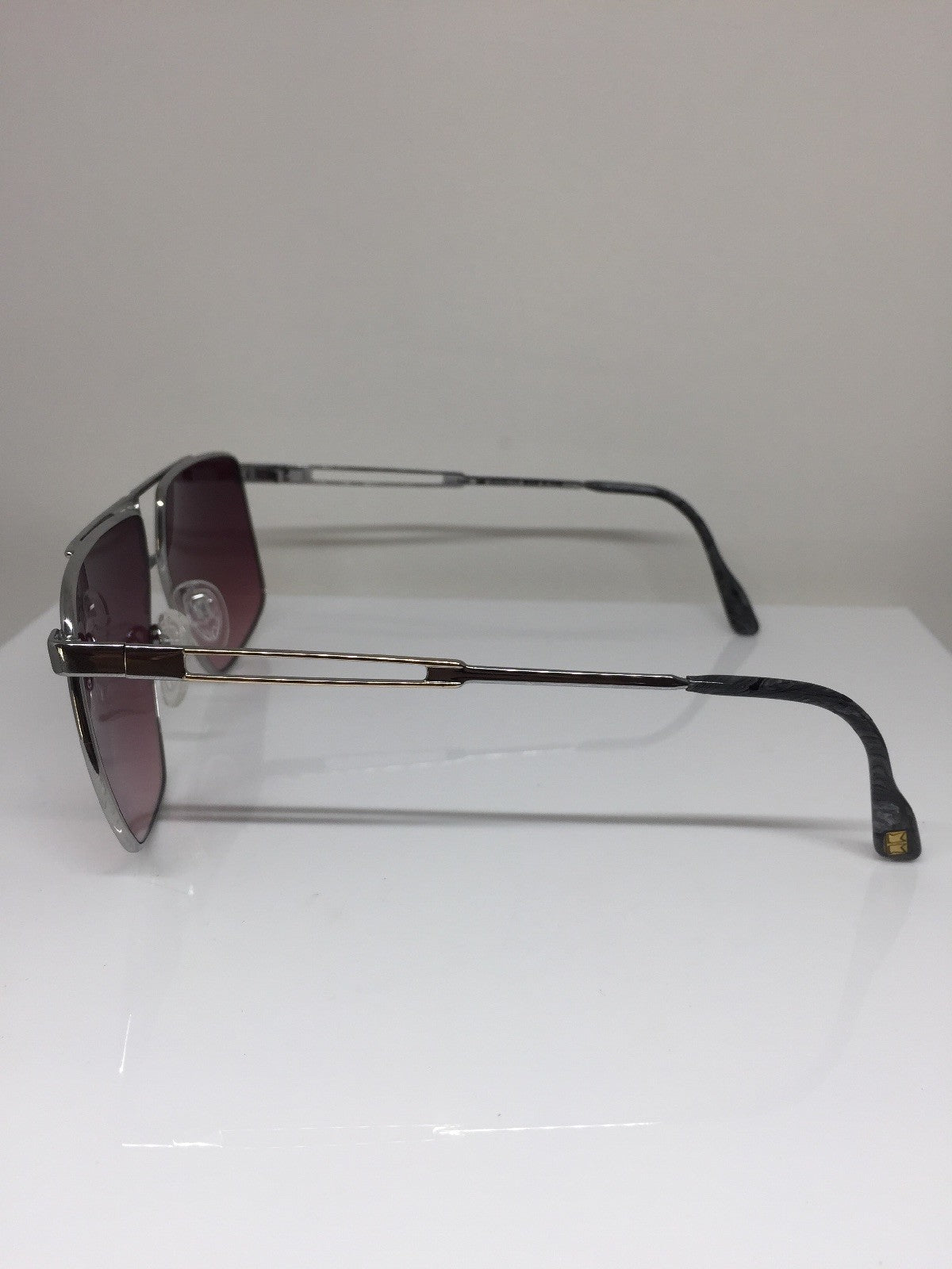 Vintage Ventura 7000 Gold Sunglasses - Super Vision Optical