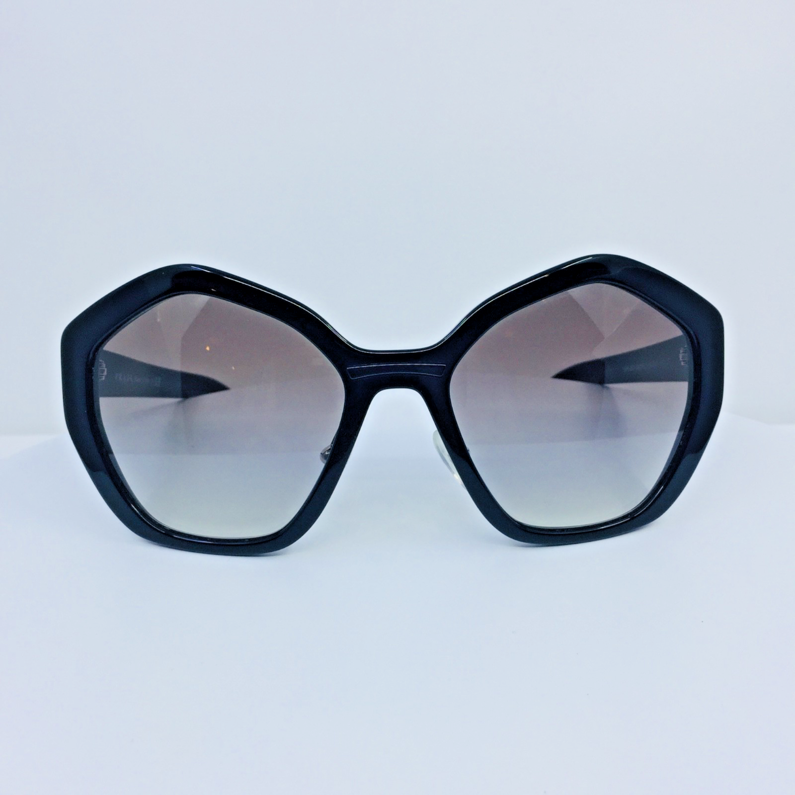 Vintage Prada Prada SPR 08X Black Sunglasses - Super Vision Optical