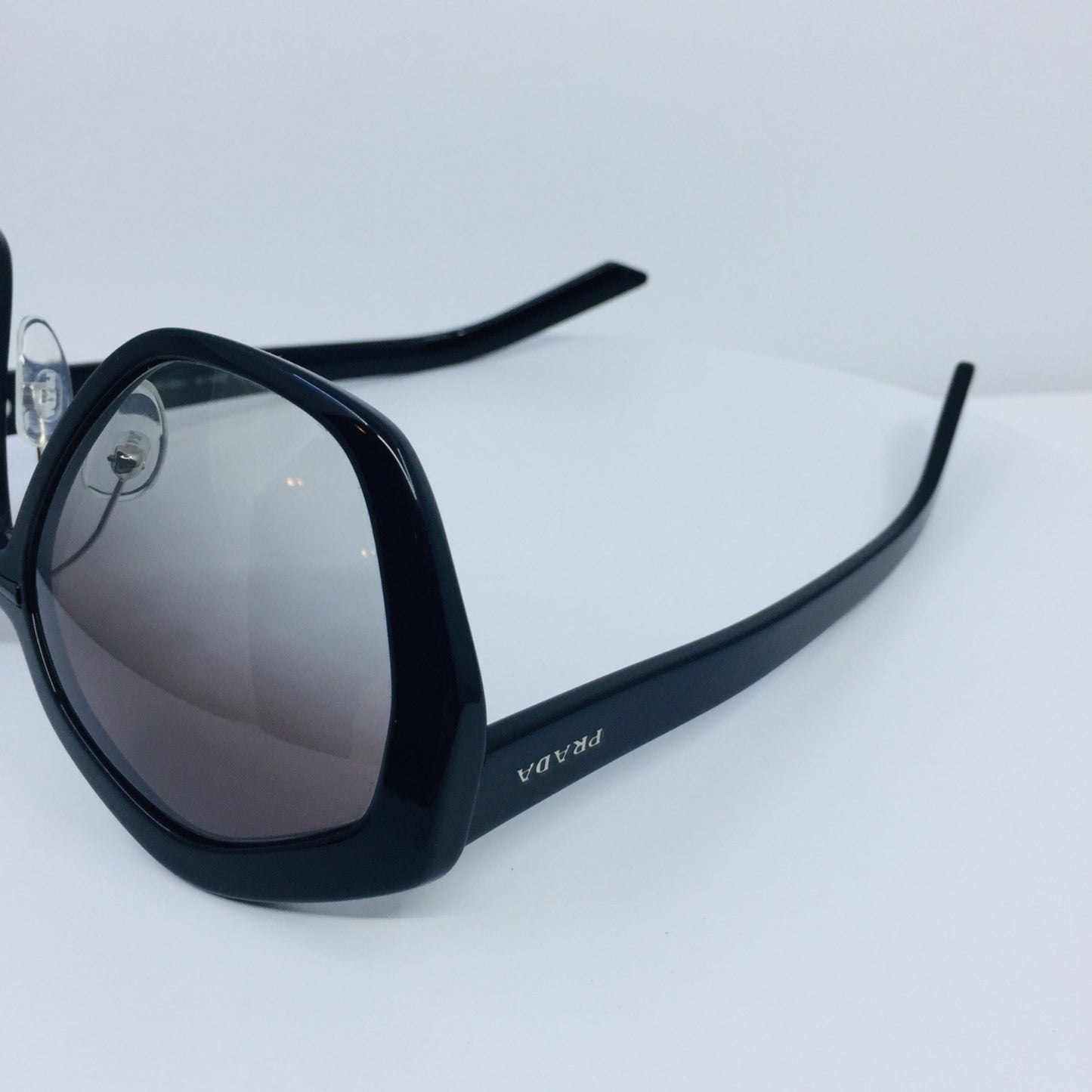 Vintage Prada Prada SPR 08X Black Sunglasses - Super Vision Optical