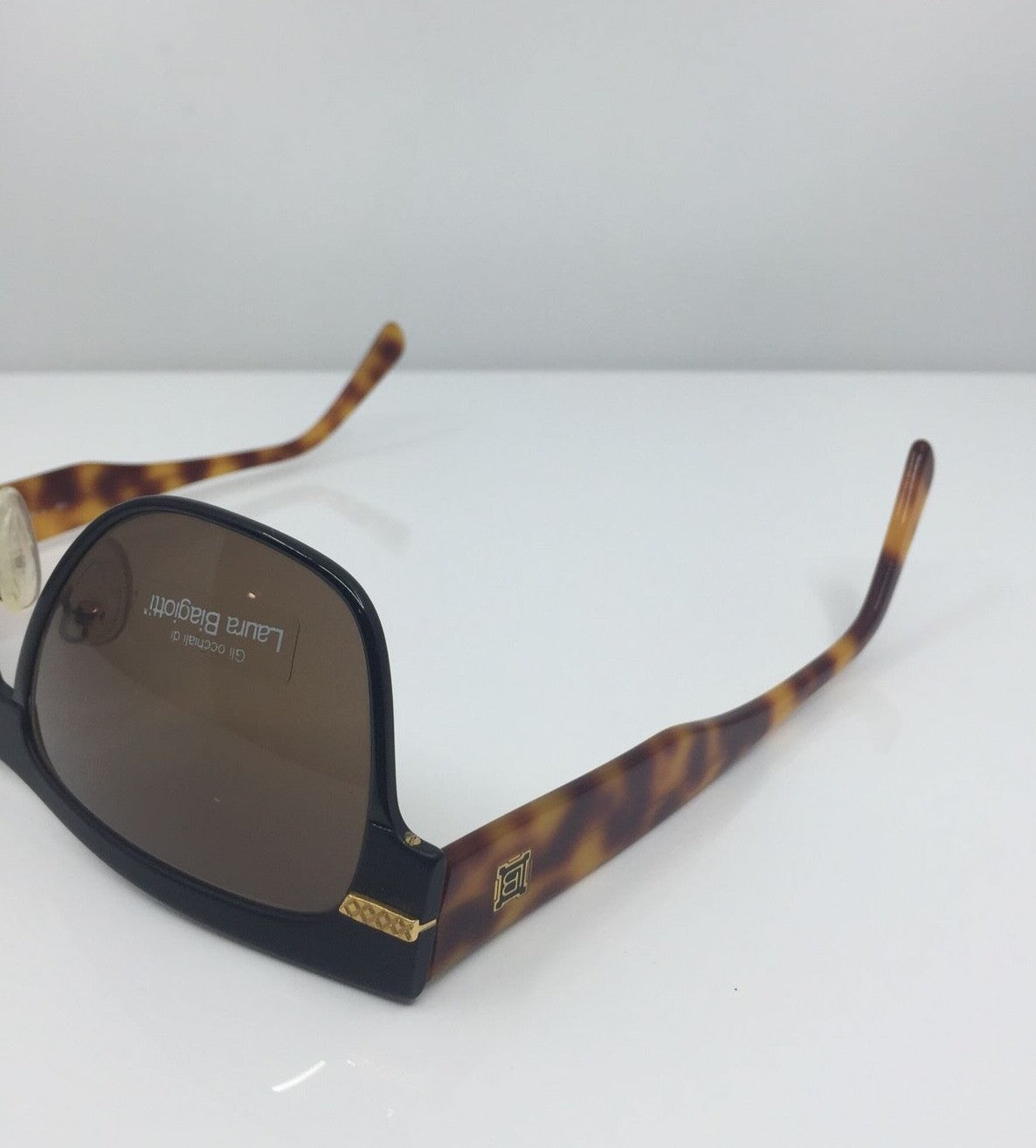 Vintage Laura Biagiotti T 160/S Tortoise Sunglasses - Super Vision Optical