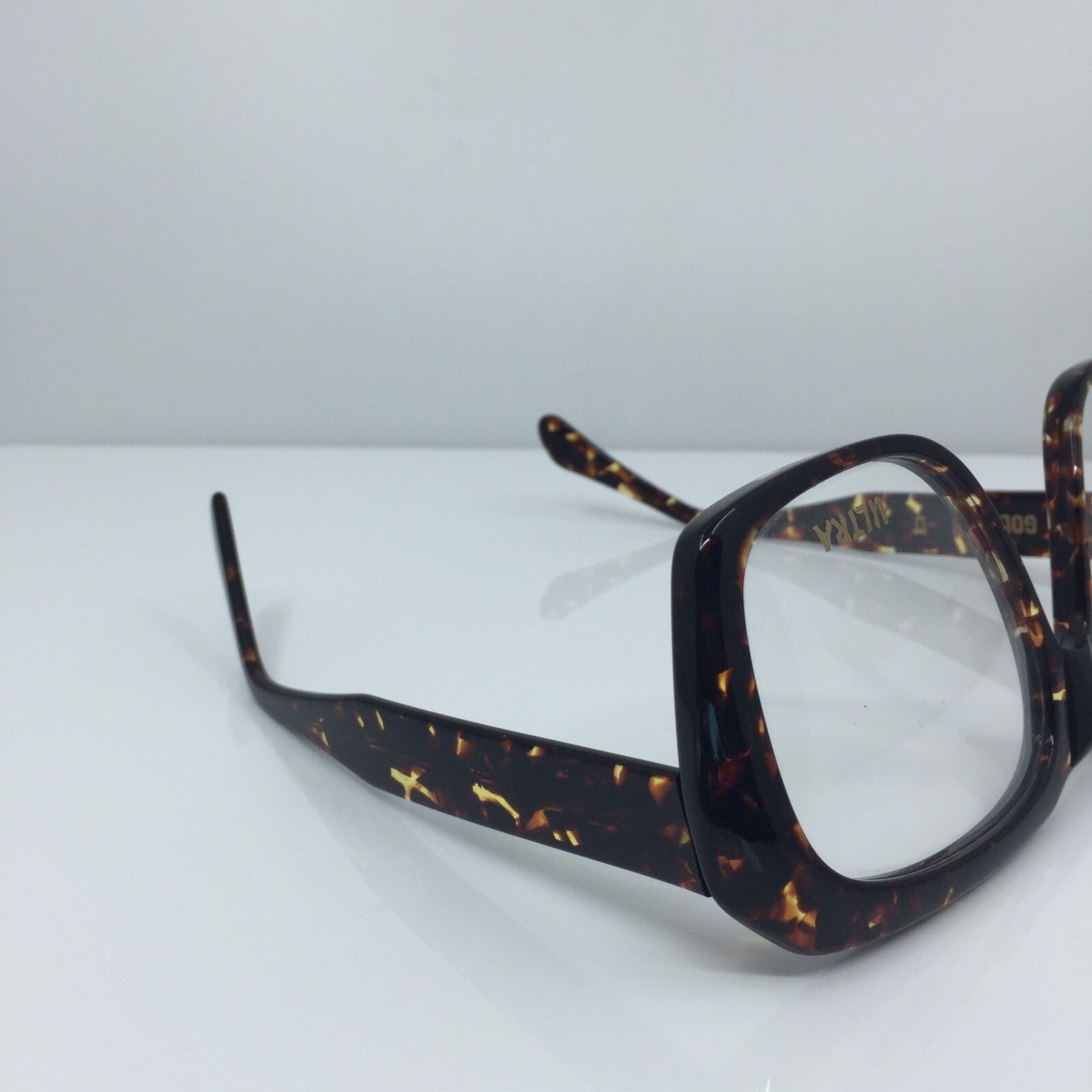 Vintage Ultra Goliath Ultra Goliath II Tortoise Sunglasses - Super Vision Optical
