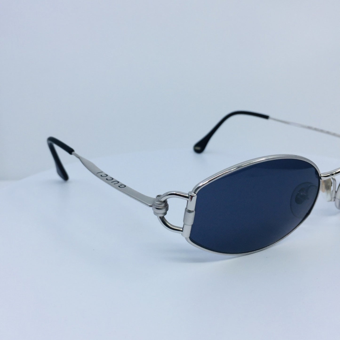 Vintage Gucci GG 2602/S Silver Sunglasses - Super Vision Optical