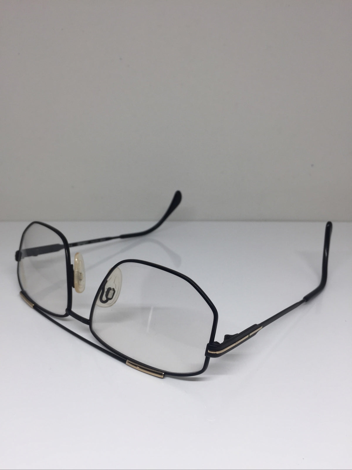 Vintage Silhouette 7080 Gold Sunglasses - Super Vision Optical