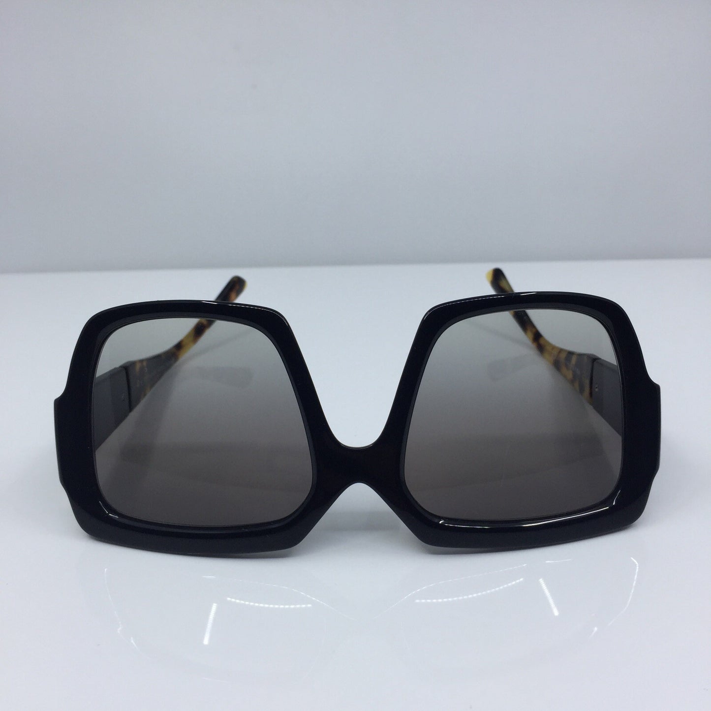 Vintage Prada SPR 21X Black Sunglasses - Super Vision Optical