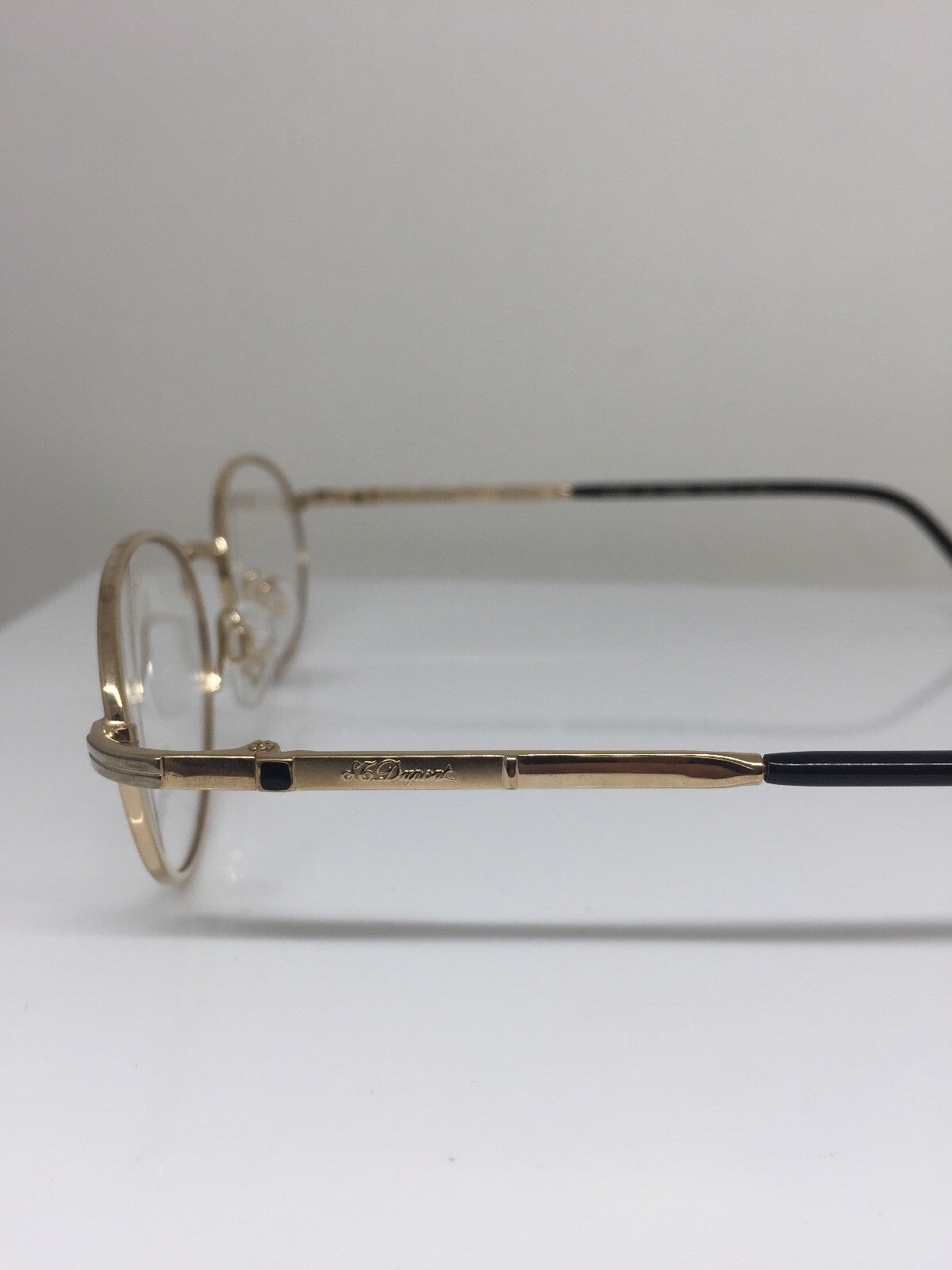 Vintage ST DuPont D097 Gold Eyeglasses - Super Vision Optical