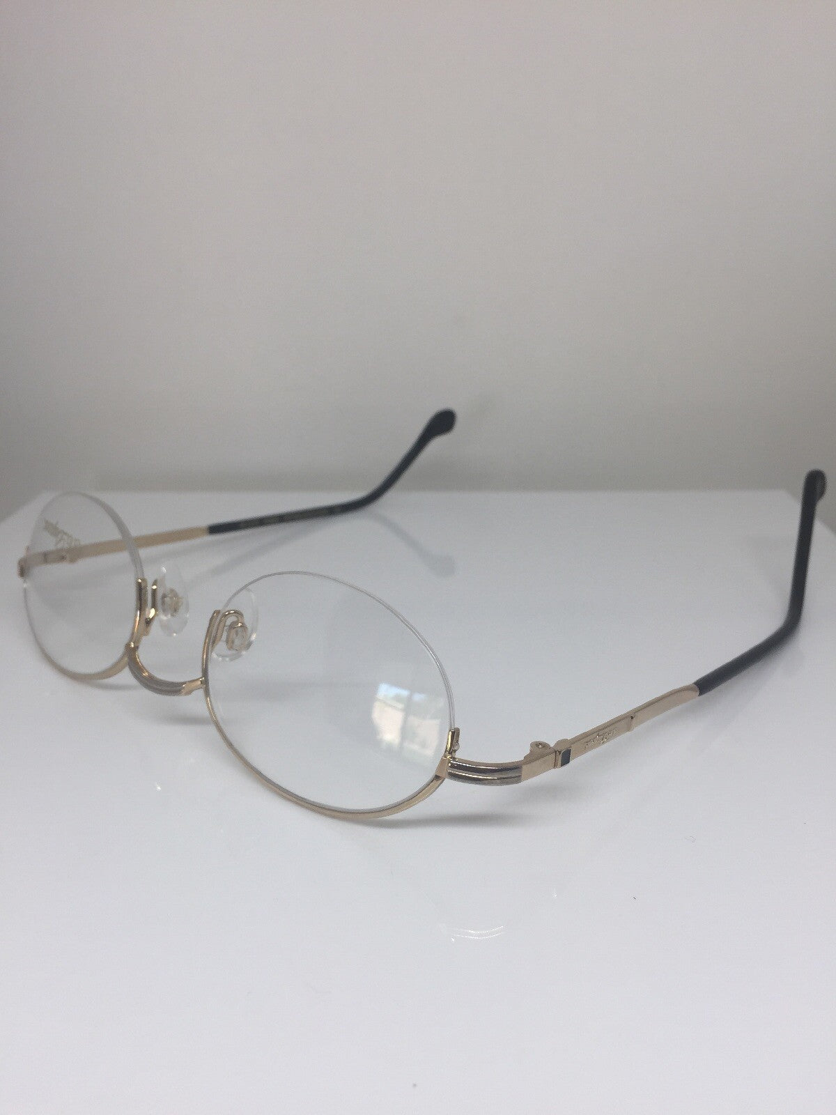 Vintage ST DuPont D102 Gold Eyeglasses - Super Vision Optical