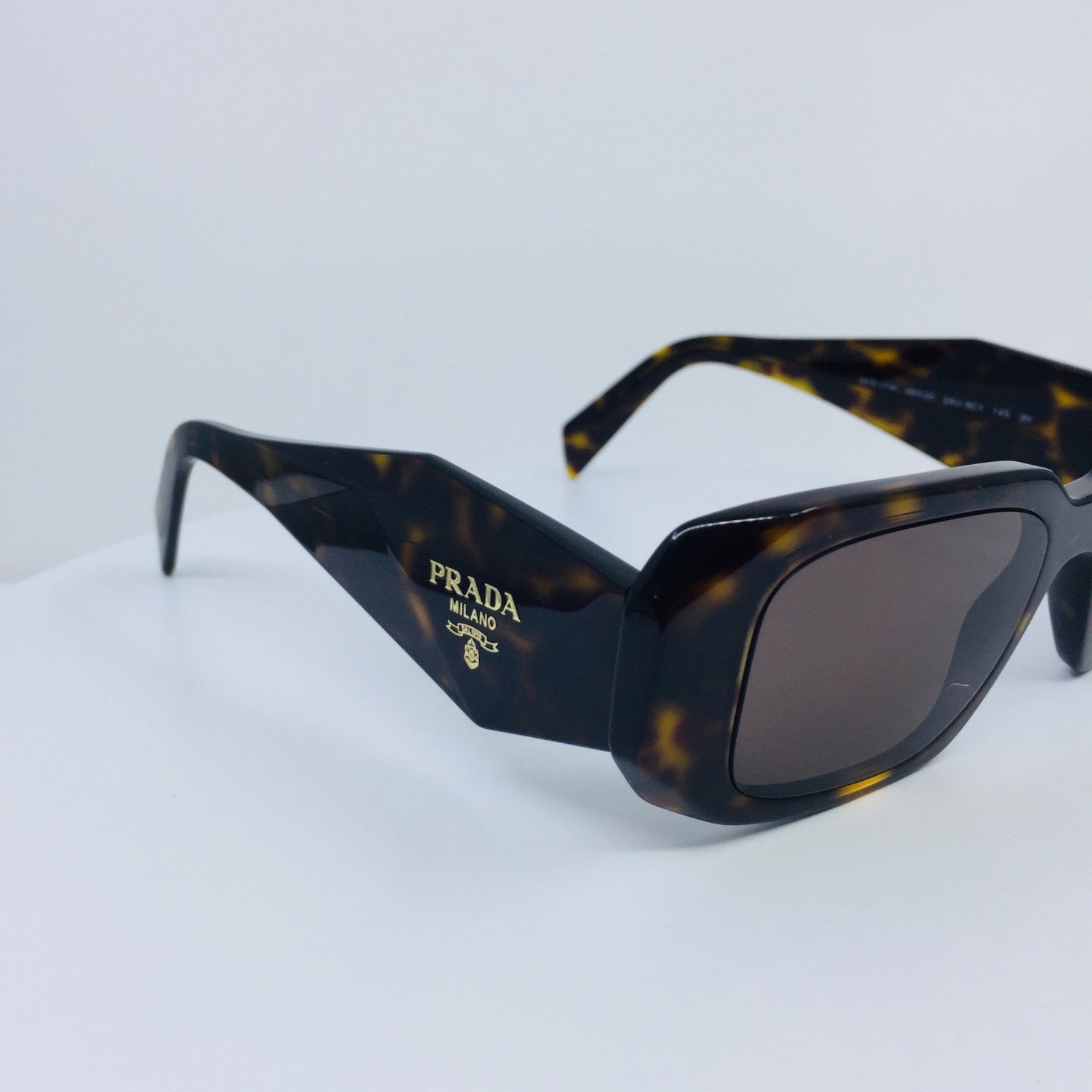 Vintage Prada PRADA SPR 17W Tortoise Sunglasses - Super Vision Optical