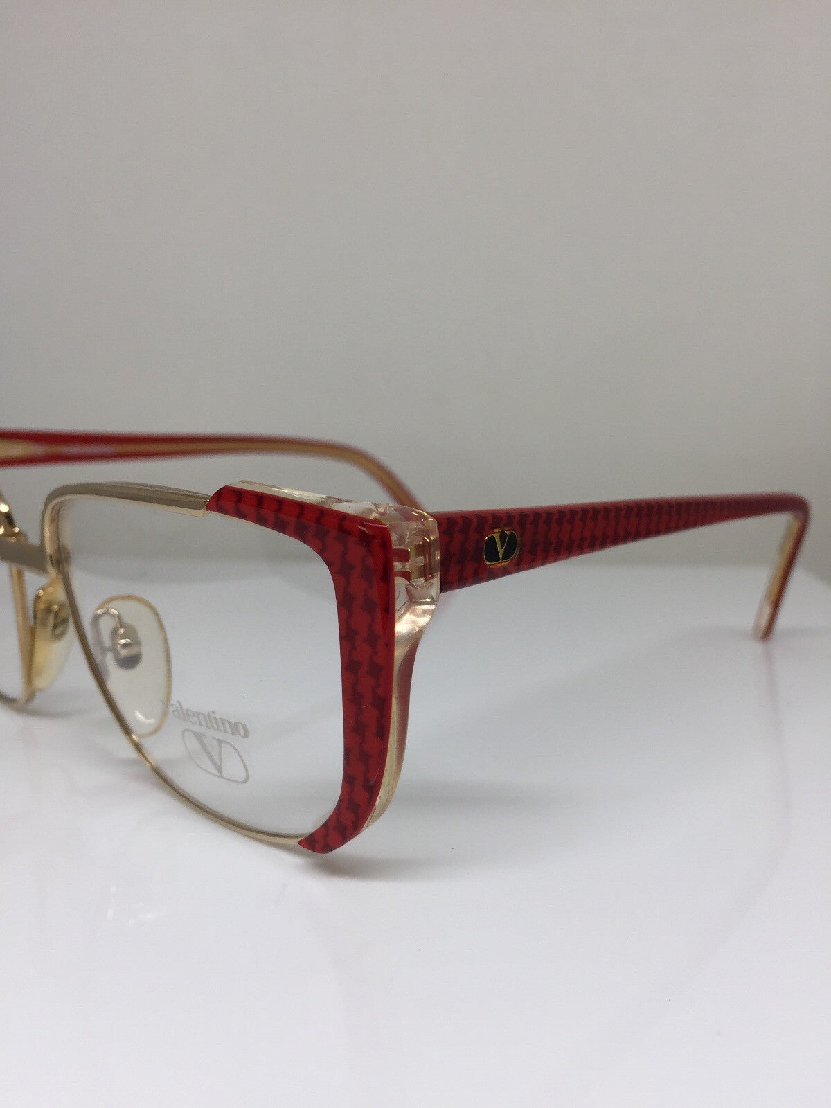 Vintage Valentino 133 Gold Sunglasses - Super Vision Optical