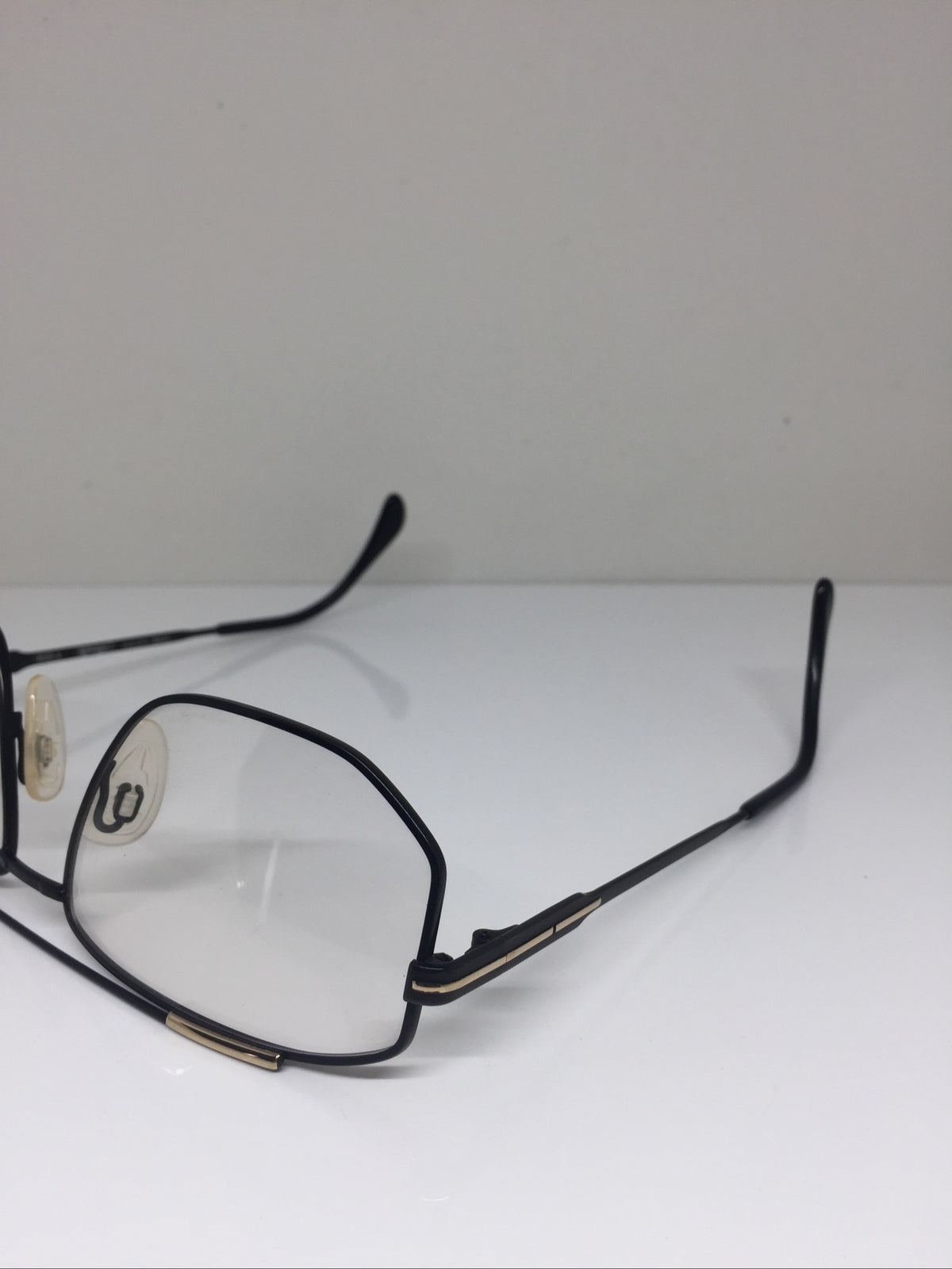 Vintage Silhouette 7080 Gold Sunglasses - Super Vision Optical