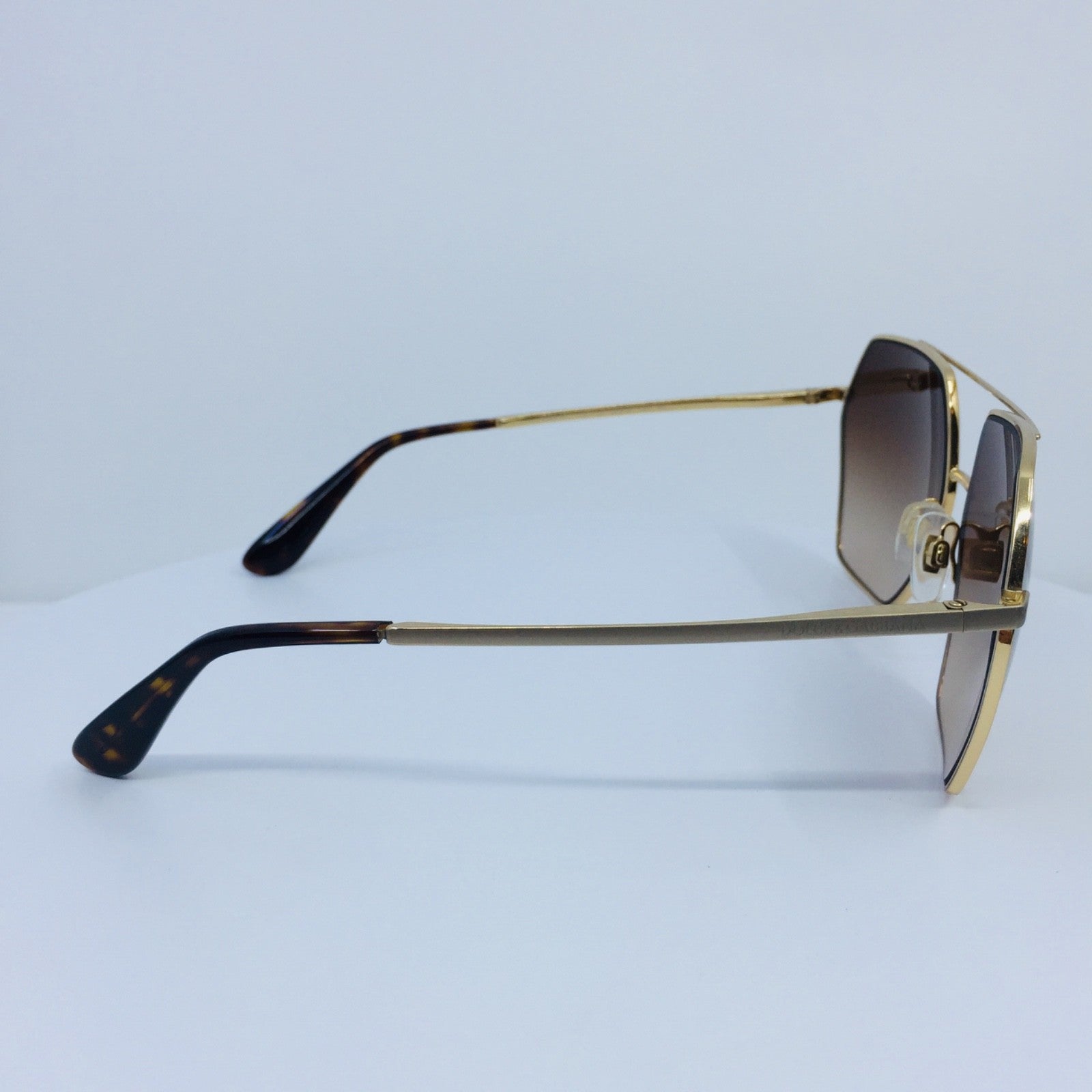 Vintage Dolce & Gabbana DG 2157 Gold Sunglasses - Super Vision Optical