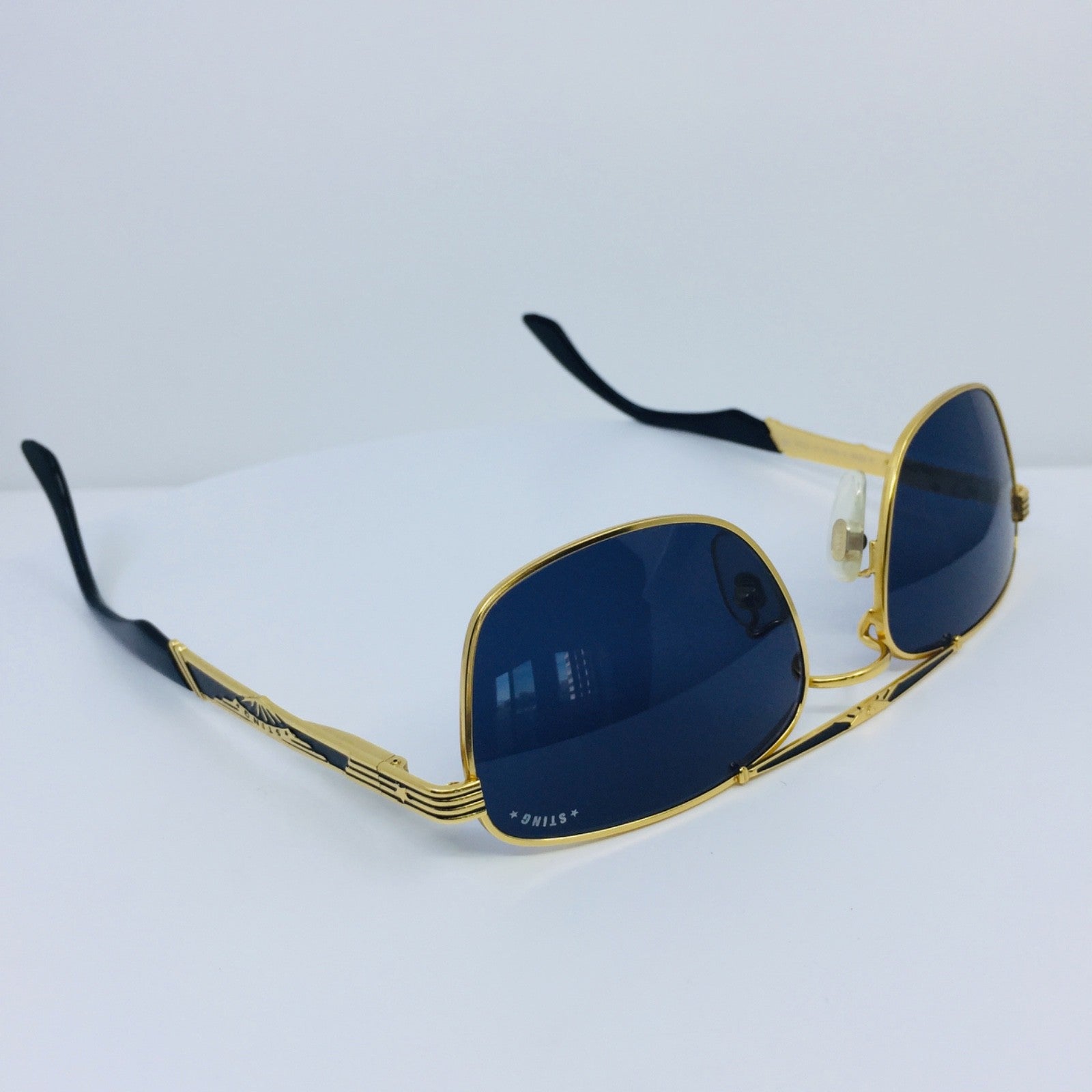 Vintage STING by Colors in Optics N. 4130 Gold Sunglasses - Super Vision Optical