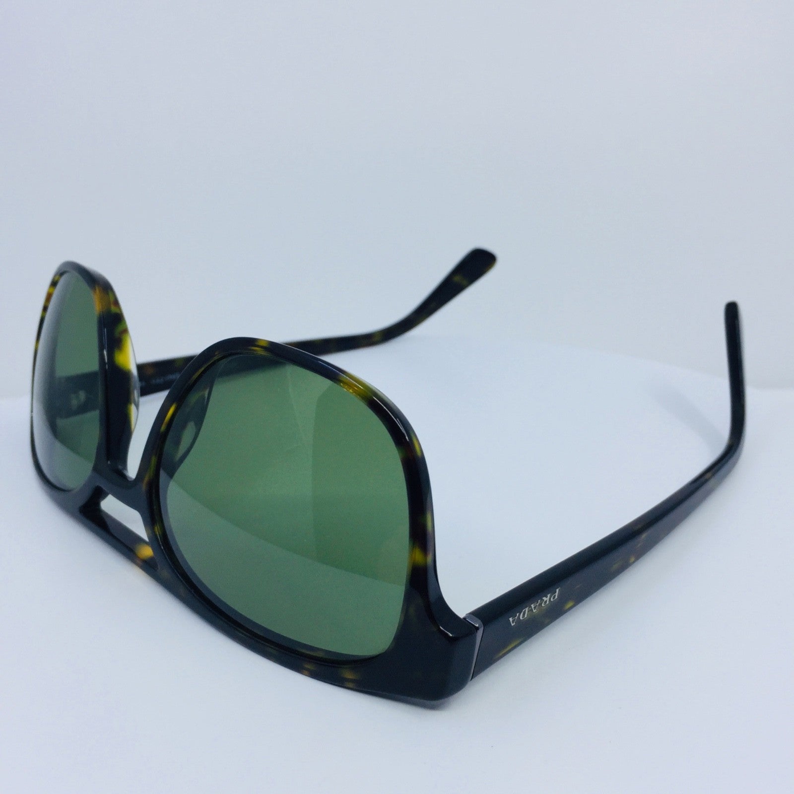 Vintage Prada Prada SPR 23V Tortoise Sunglasses - Super Vision Optical