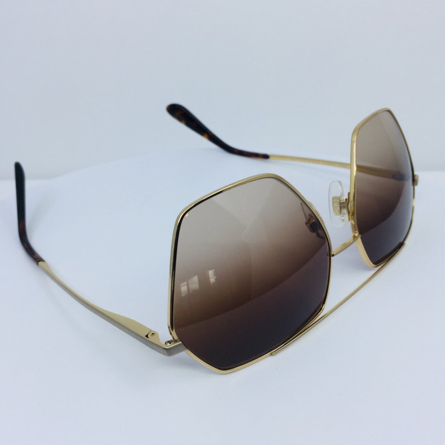 Vintage Dolce & Gabbana DG 2157 Gold Sunglasses - Super Vision Optical